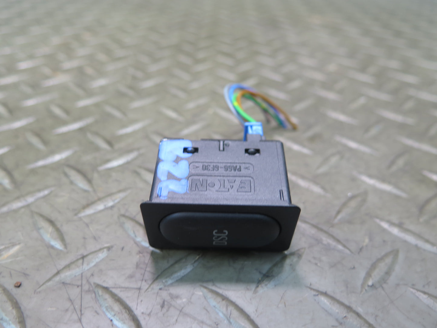 00-02 BMW E36/7 Z3 DSC Dynamic Stability Control Button Switch 8383446 OEM