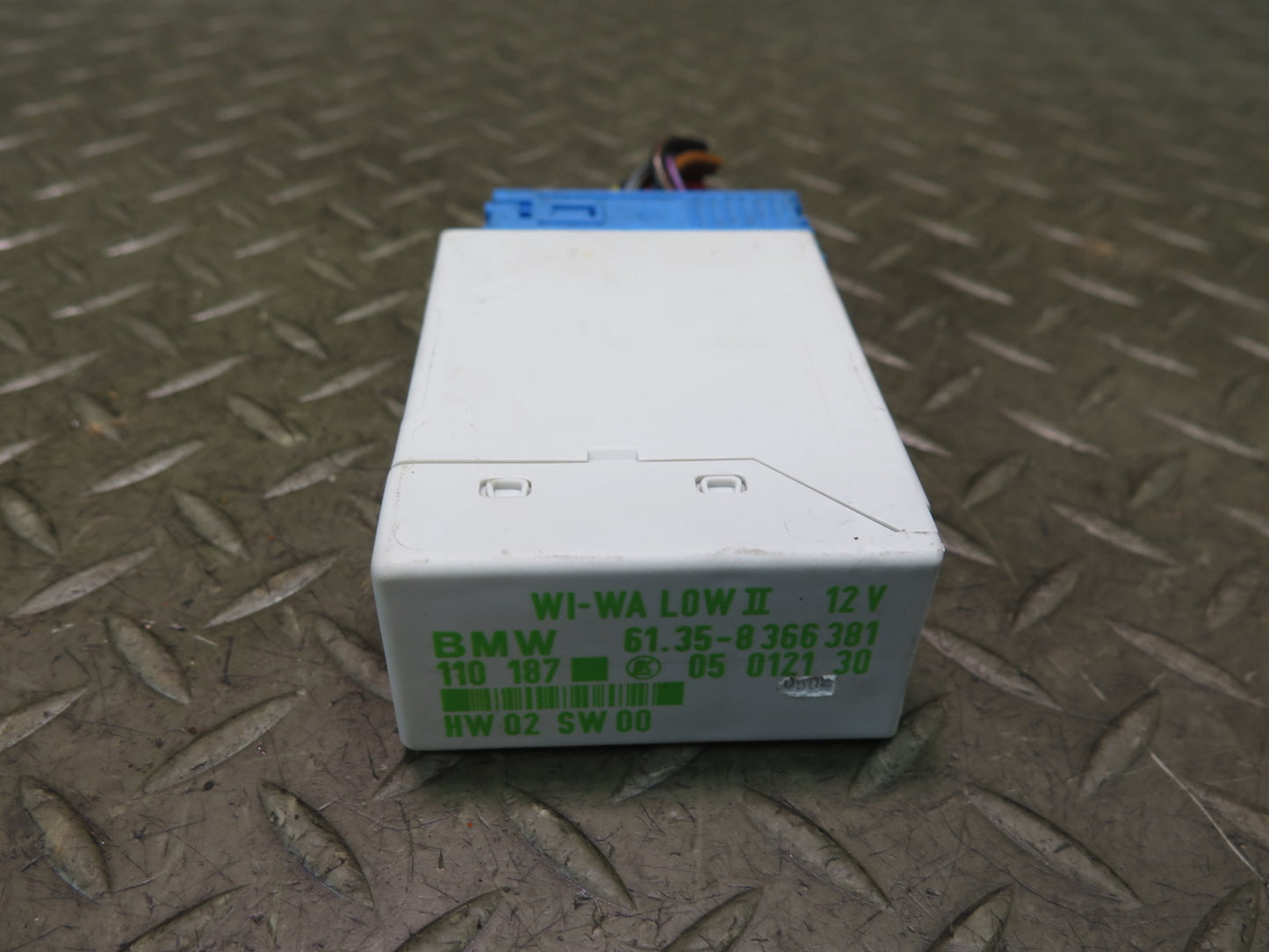96-02 BMW E36/7 Z3 Windshield Wiper Relay Control Module 8366381 OEM