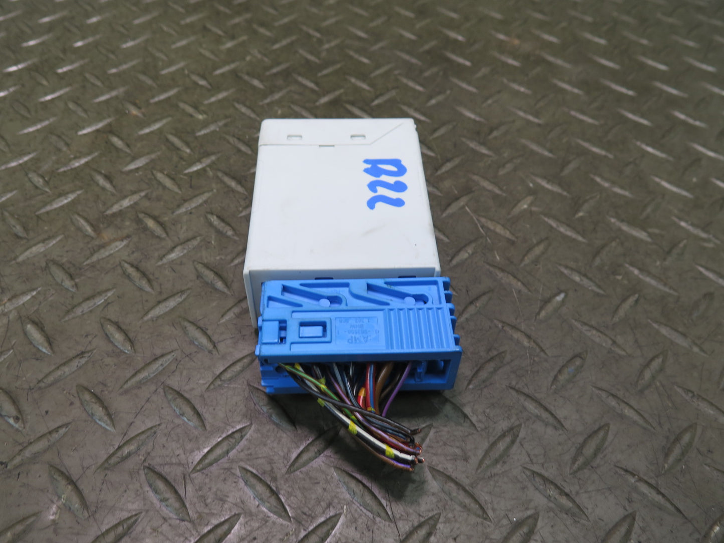 96-02 BMW E36/7 Z3 Windshield Wiper Relay Control Module 8366381 OEM