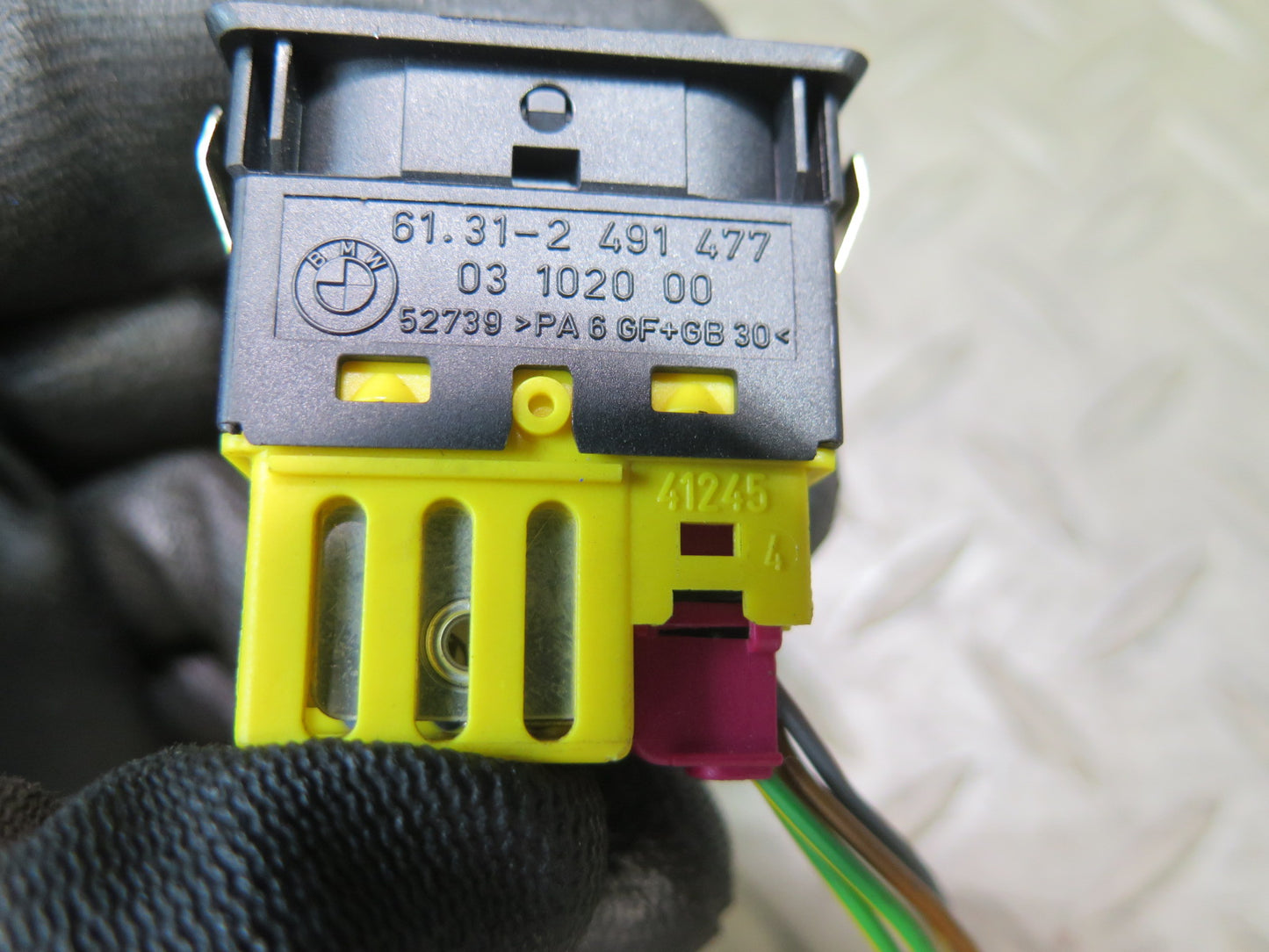 96-02 BMW E36/7 Z3 Heated Seat Heater Control Button Switch 2491477 OEM