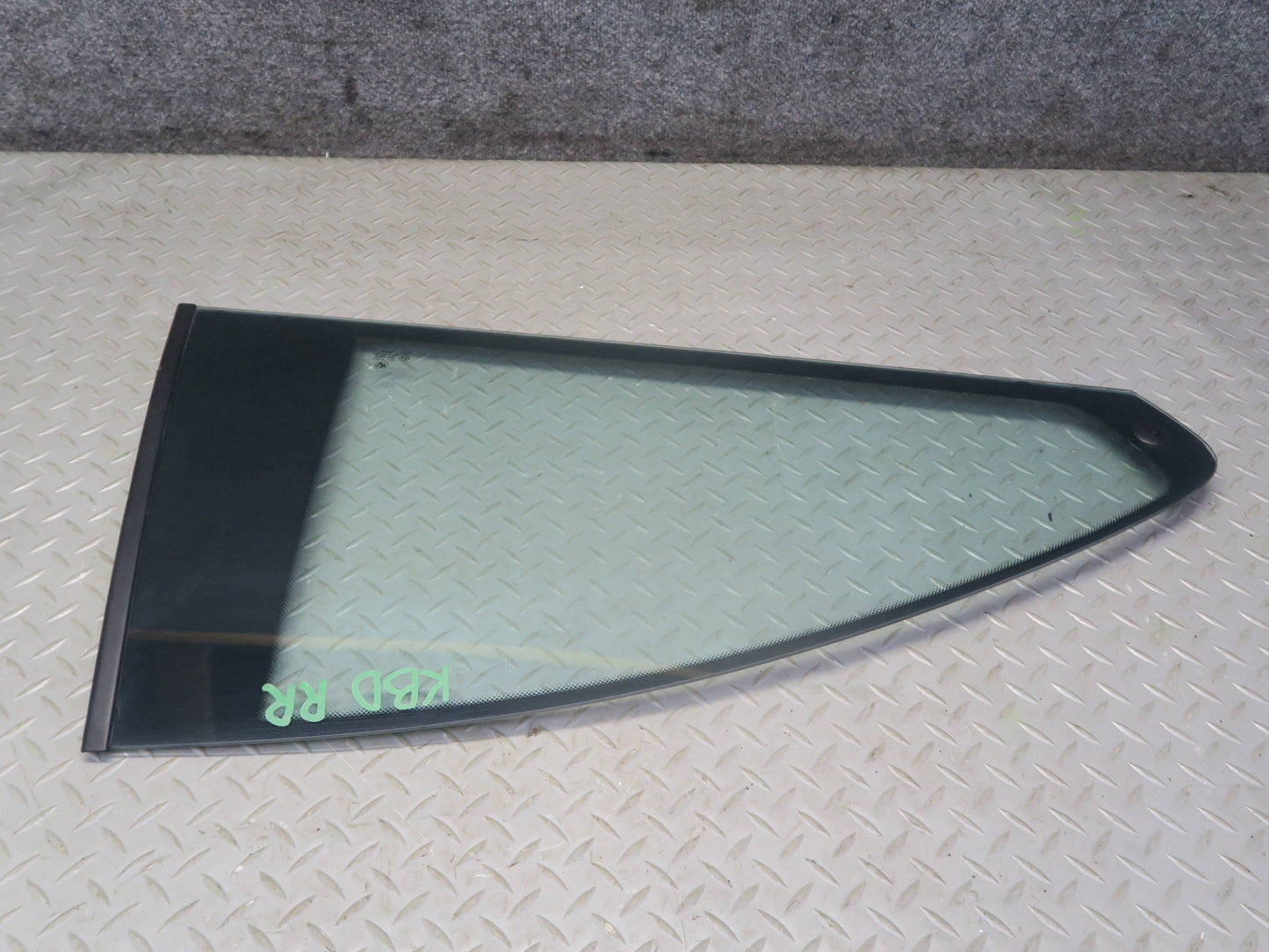 2001-2006 BMW E46 M3 Coupe Rear Right Quarter Glass Window w Weatherstrip Seal