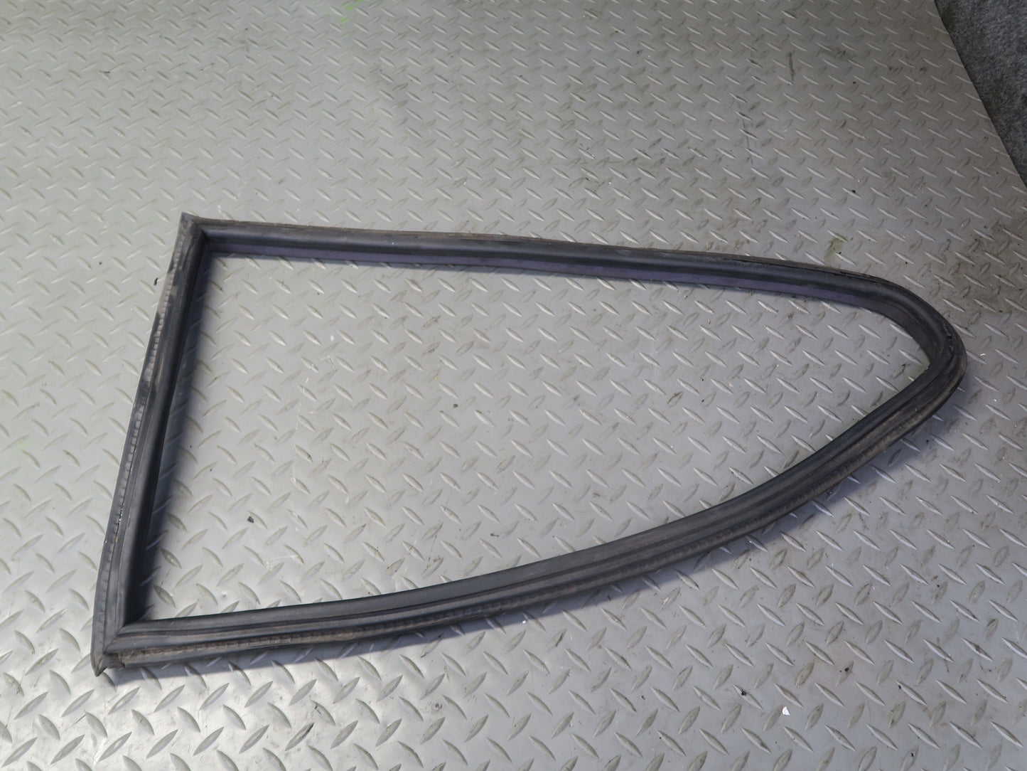 2001-2006 BMW E46 M3 Coupe Rear Right Quarter Glass Window w Weatherstrip Seal