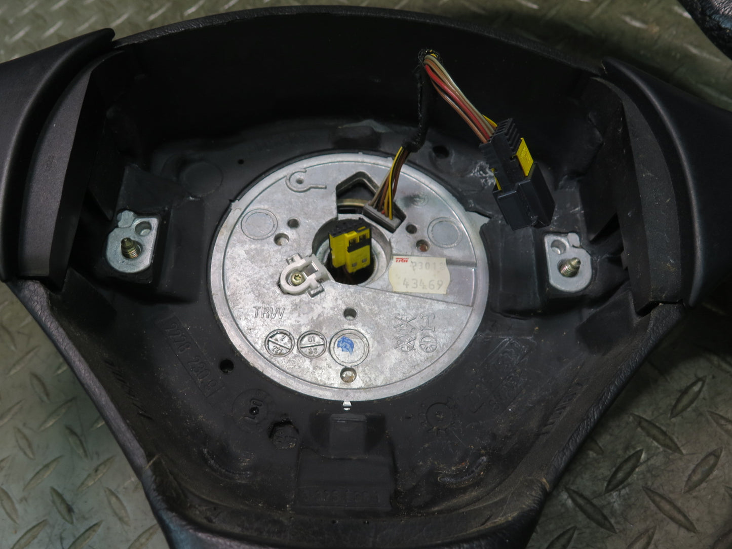 00-02 BMW E36/7 Z3 M-sport Leather 3 Spoke Steering Black  57K Miles OEM