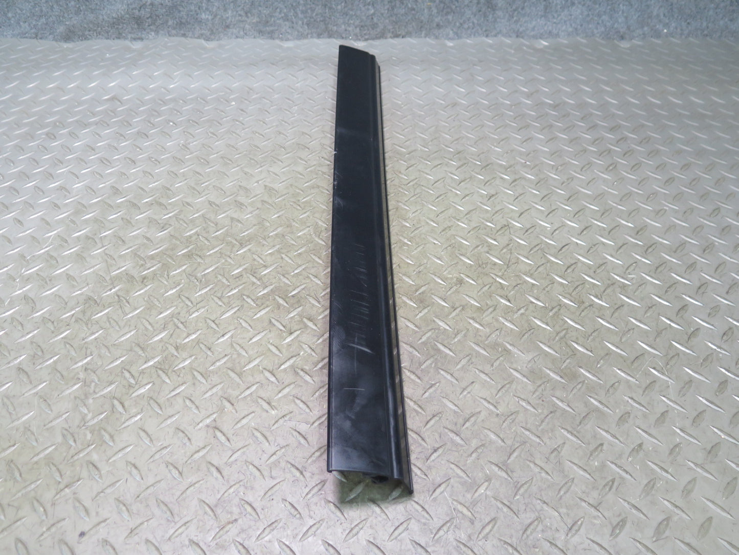 96-02 BMW E36/7 Z3 Roadster Left & Right Door Sill Trim Carpet Holder Set OEM
