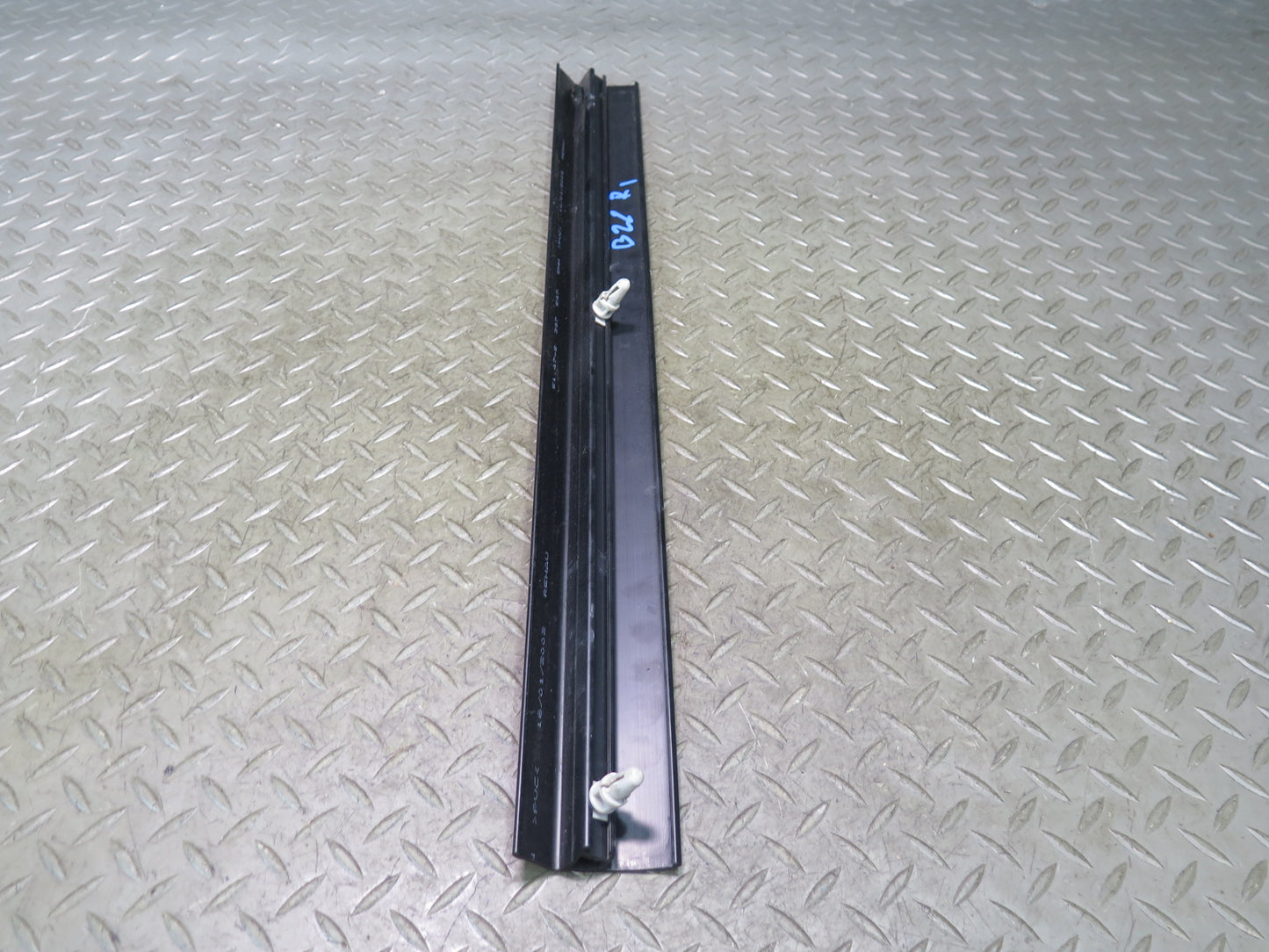 96-02 BMW E36/7 Z3 Roadster Left & Right Door Sill Trim Carpet Holder Set OEM