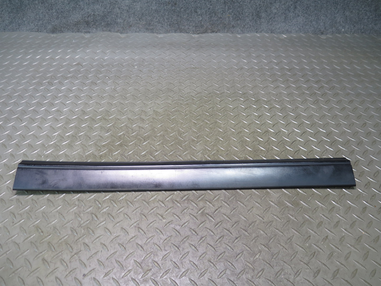 96-02 BMW E36/7 Z3 Roadster Left & Right Door Sill Trim Carpet Holder Set OEM