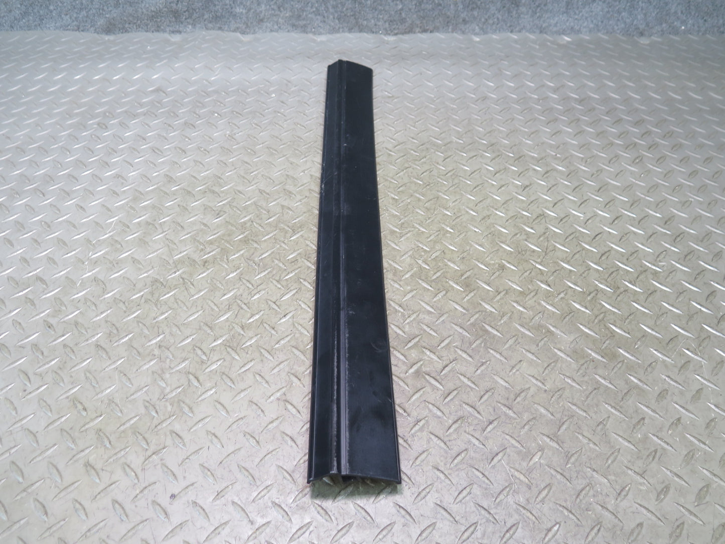 96-02 BMW E36/7 Z3 Roadster Left & Right Door Sill Trim Carpet Holder Set OEM