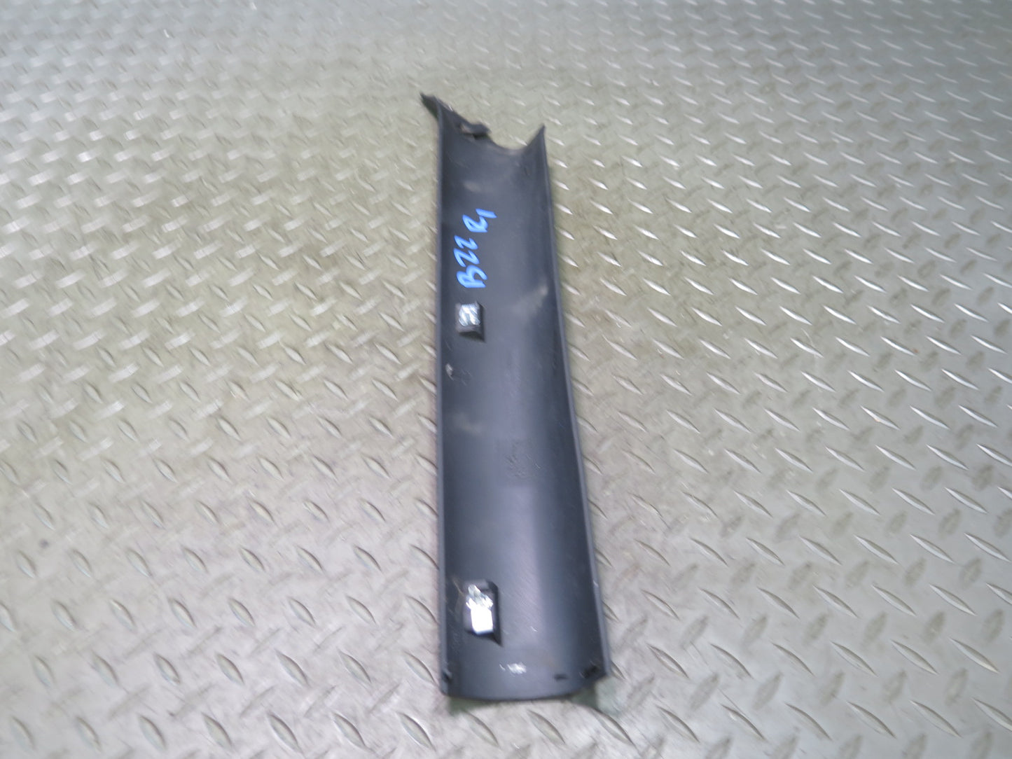 96-02 BMW E36/7 Z3 Roadster Set of 2 Front A Pillar Trim Cover Panel Black OEM