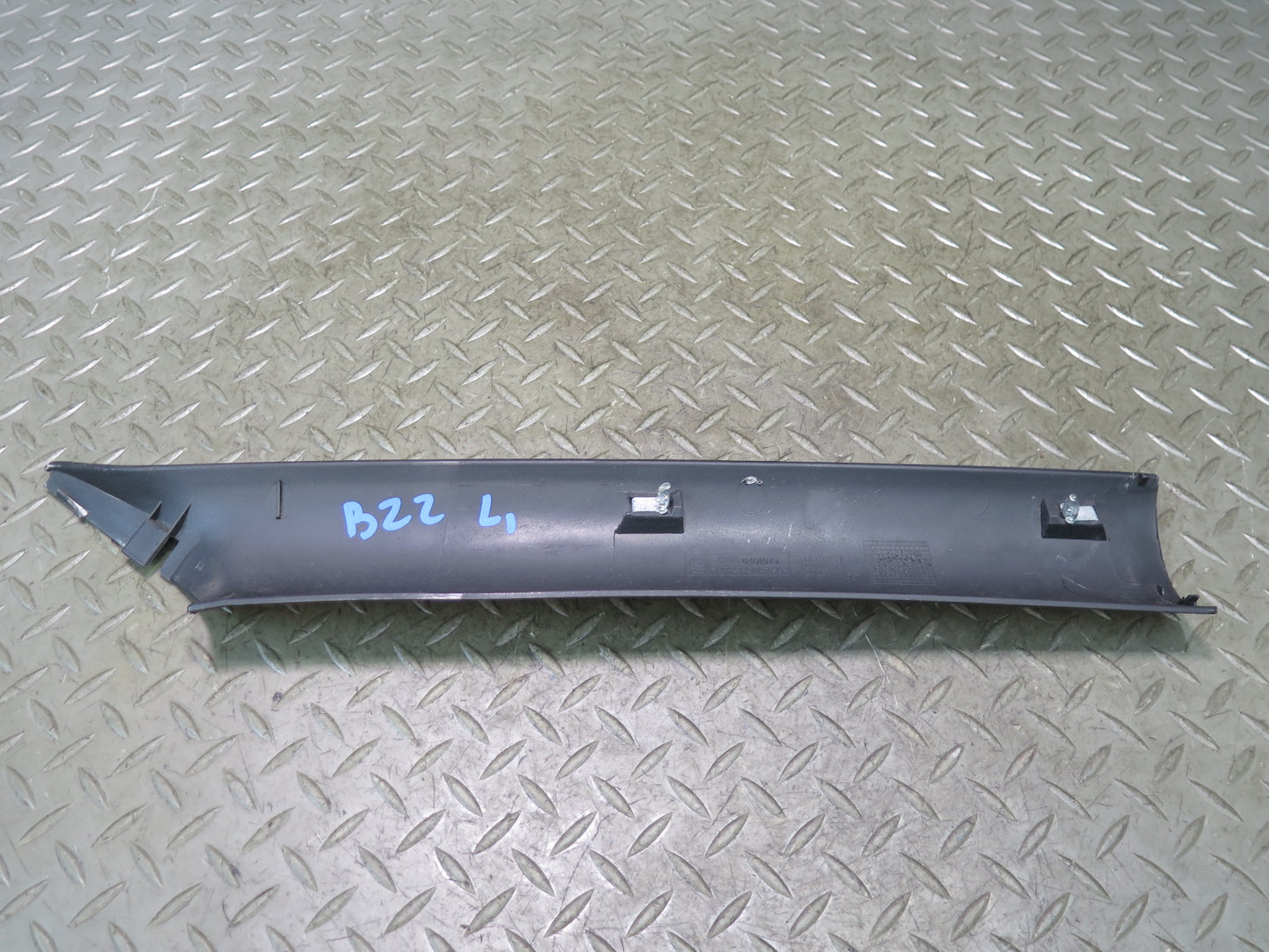 96-02 BMW E36/7 Z3 Roadster Set of 2 Front A Pillar Trim Cover Panel Black OEM