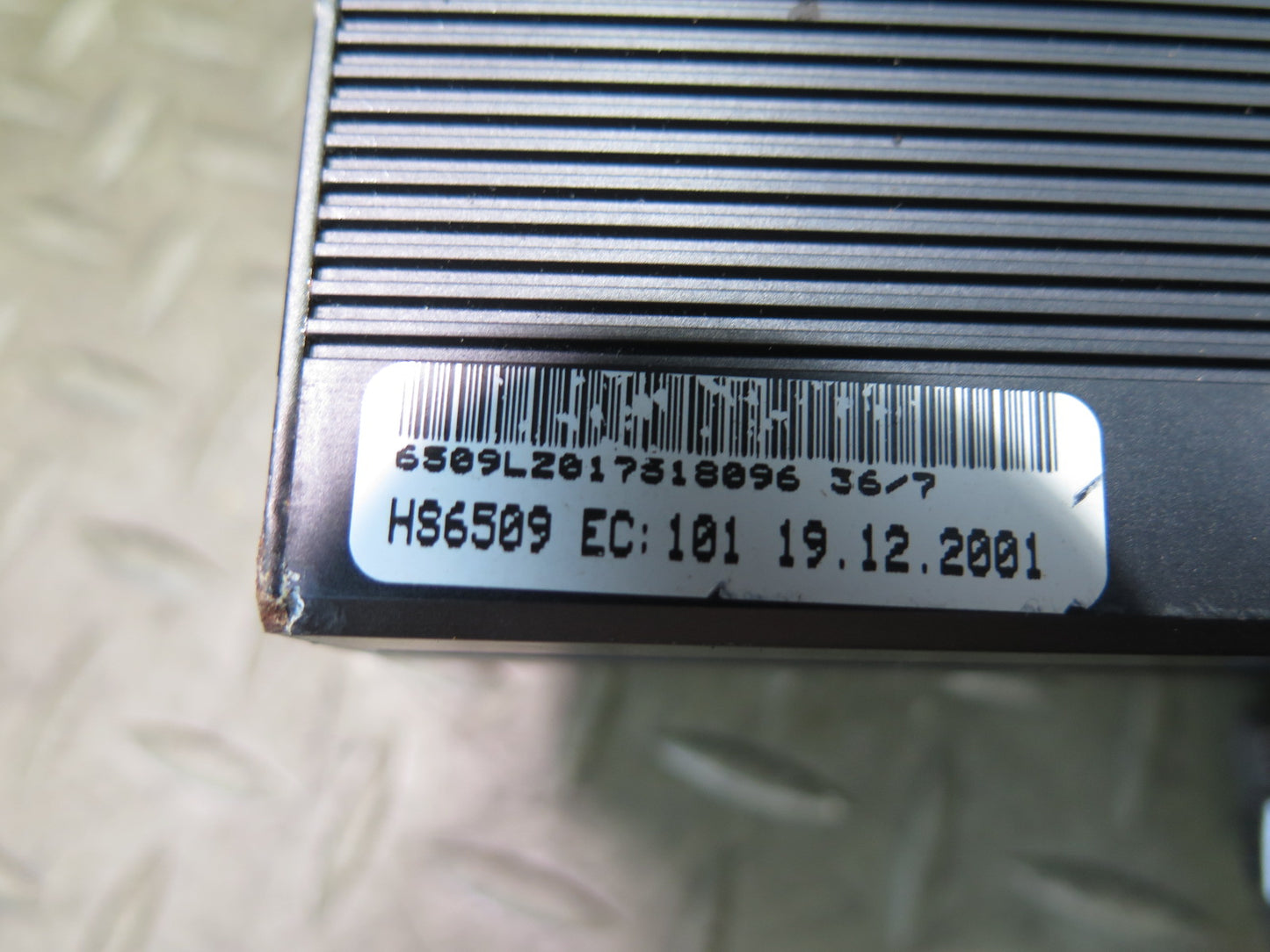 99-02 BMW E36/7 Z3 Roadster Harman Kardon Radio Audio Amplifier AMP 6902840 OEM