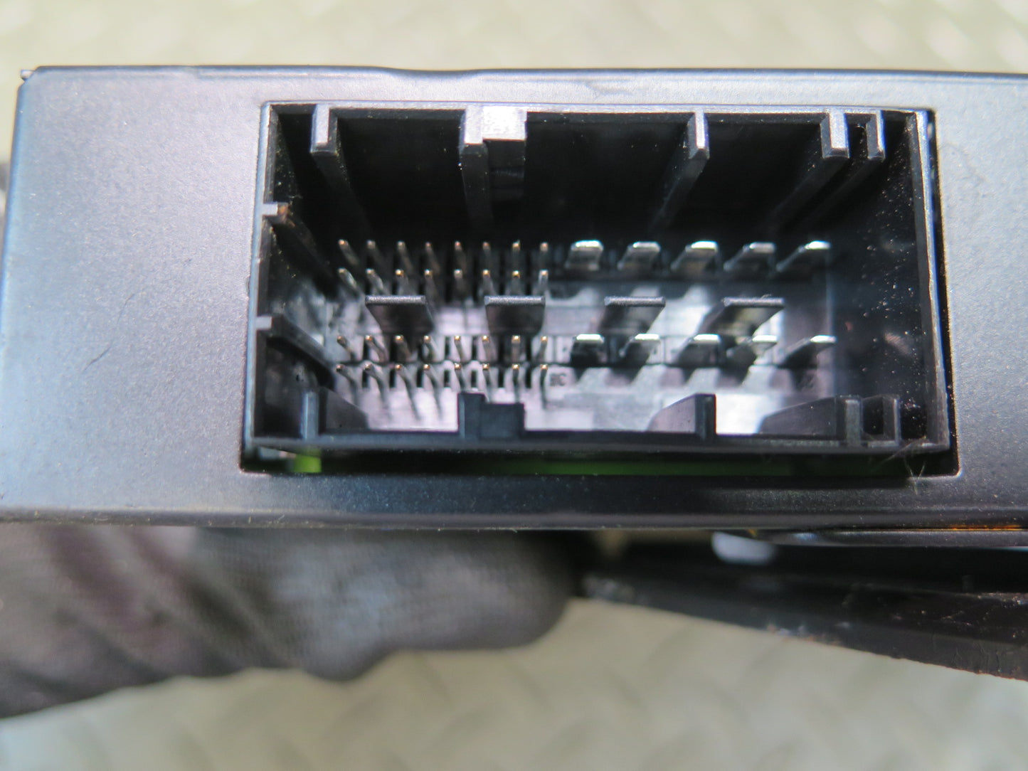 99-02 BMW E36/7 Z3 Roadster Harman Kardon Radio Audio Amplifier AMP 6902840 OEM