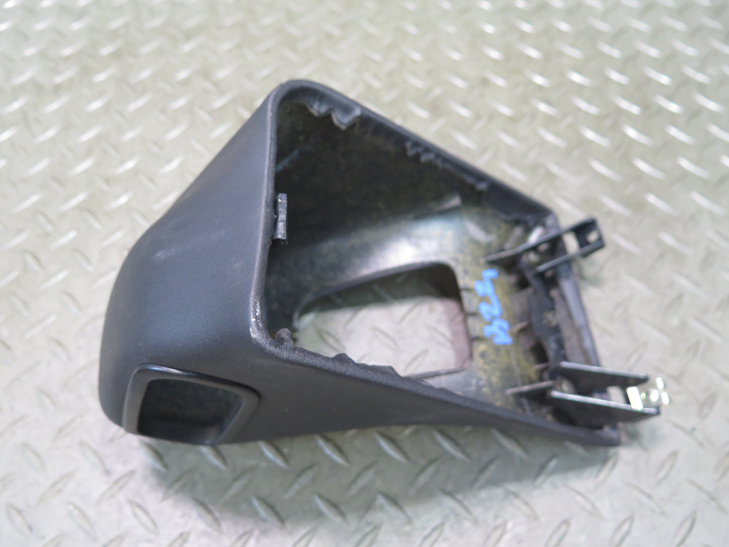 00-02 BMW E36/7 Z3 Roadster Rear Left Roll Bar Trim Cover Black OEM