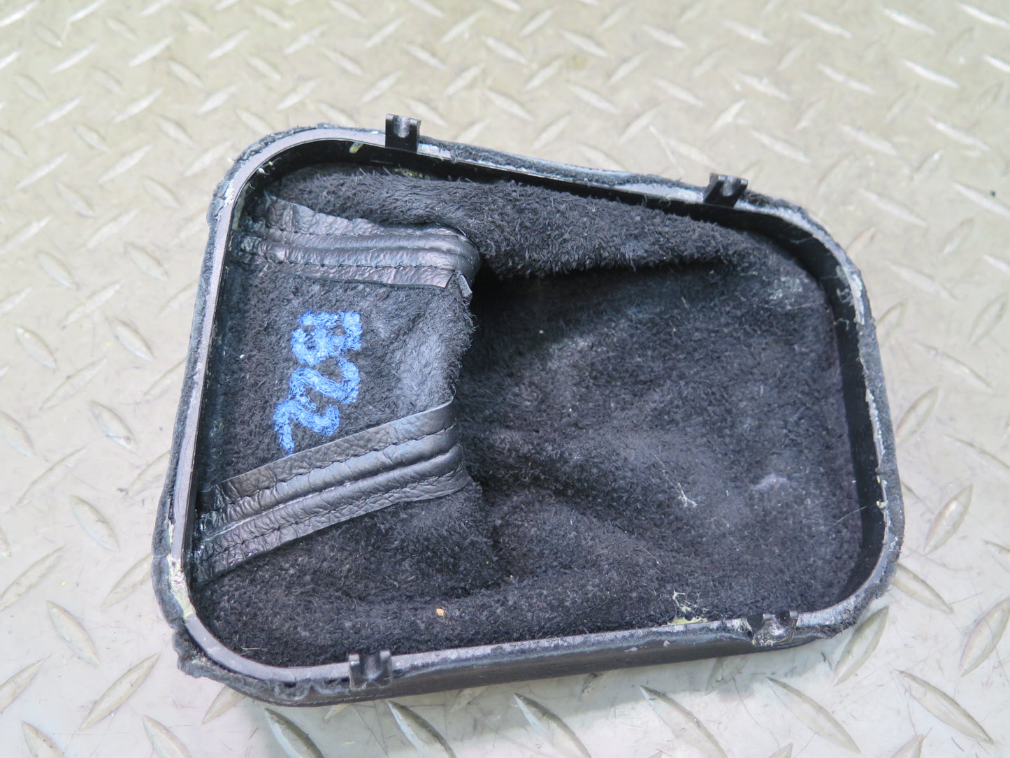 96-02 BMW E36/7 Z3 M/T Manual Transmission Shifter Boot Leather Black OEM