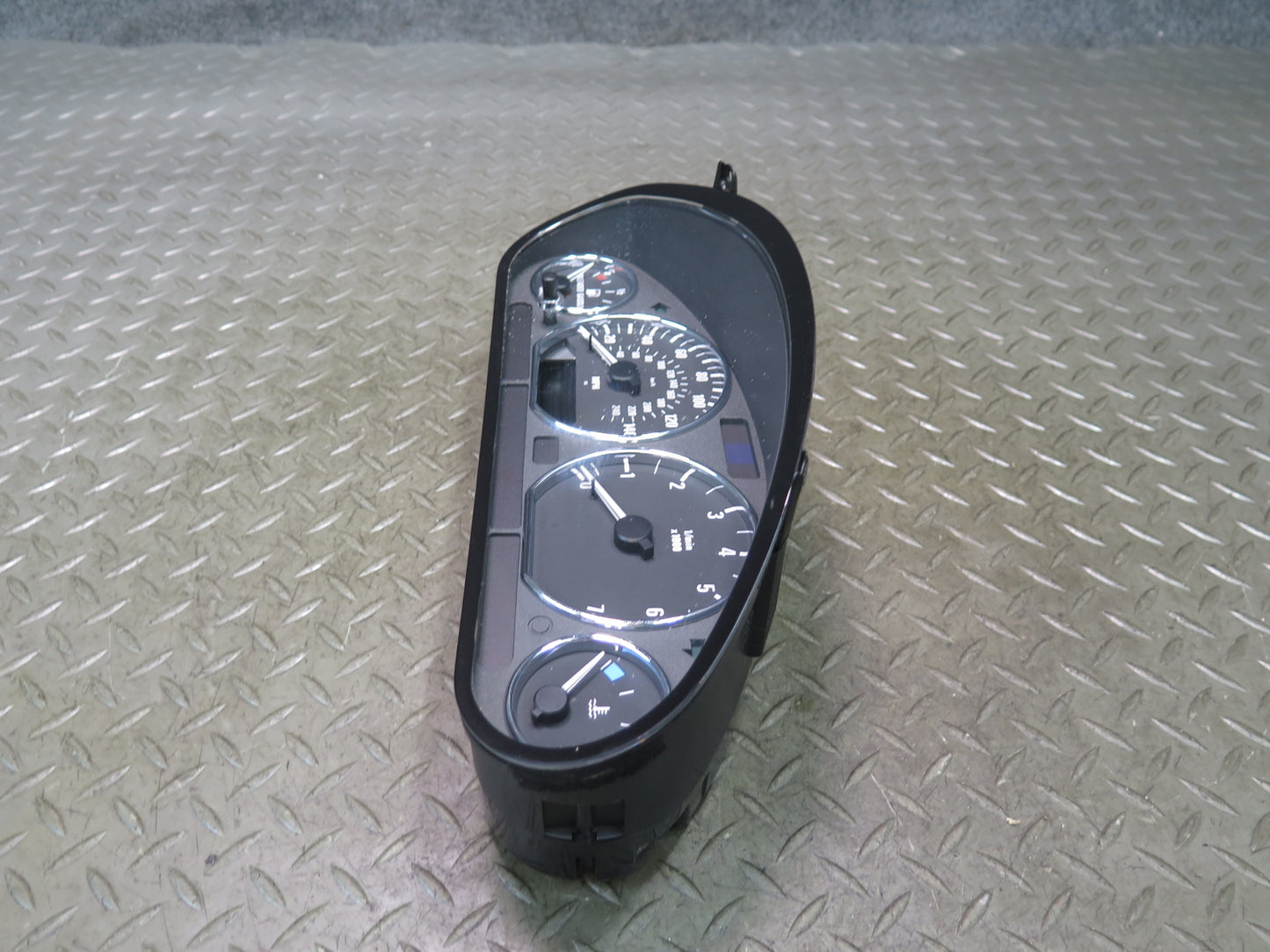 01-02 BMW E36/7 Z3 3.0L M54 M/T Instrument Cluster Gauge Speedometer 6901516 OEM