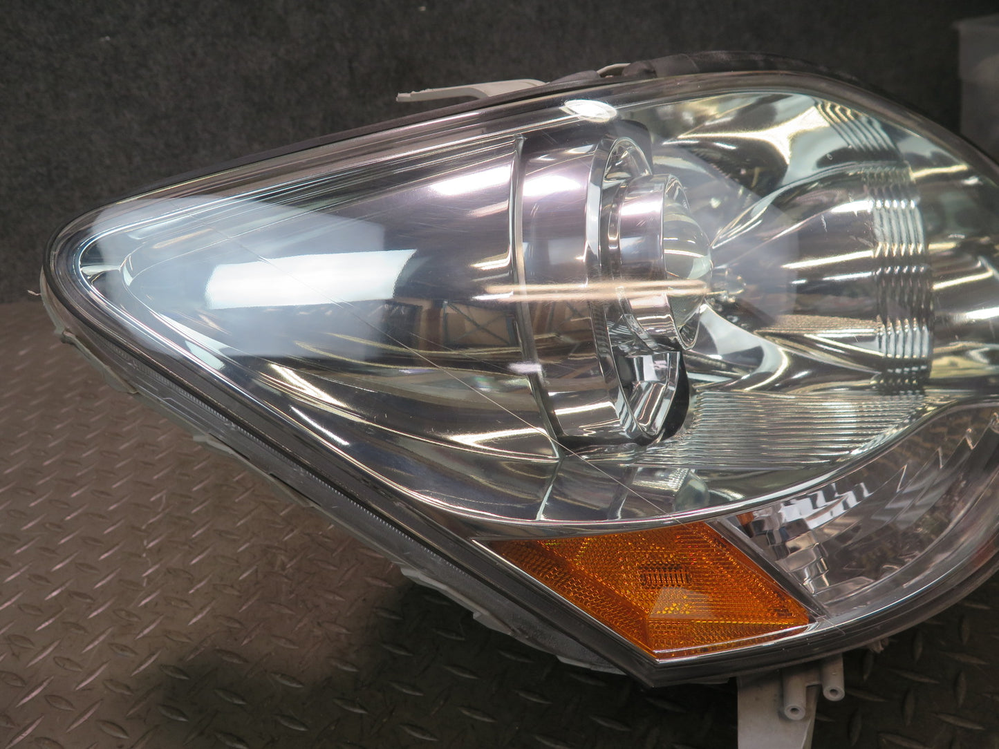 04-06 Lexus UCF30L LS430 Front Right AFS Xenon HID Headlight Lamp OEM