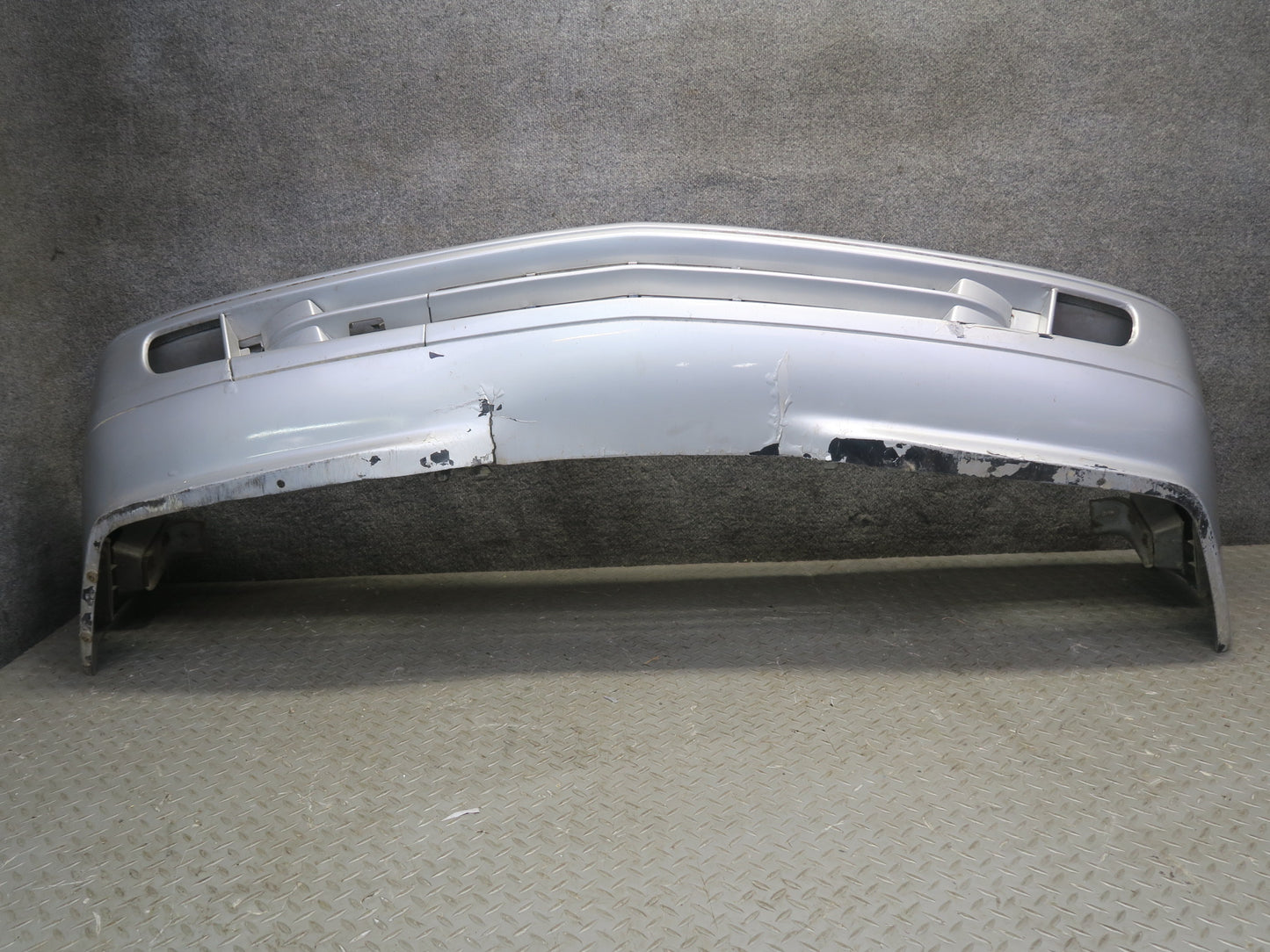 96-02 Mercedes R129 Sl-class Front Bumper Cover Brilliant Silver Defected