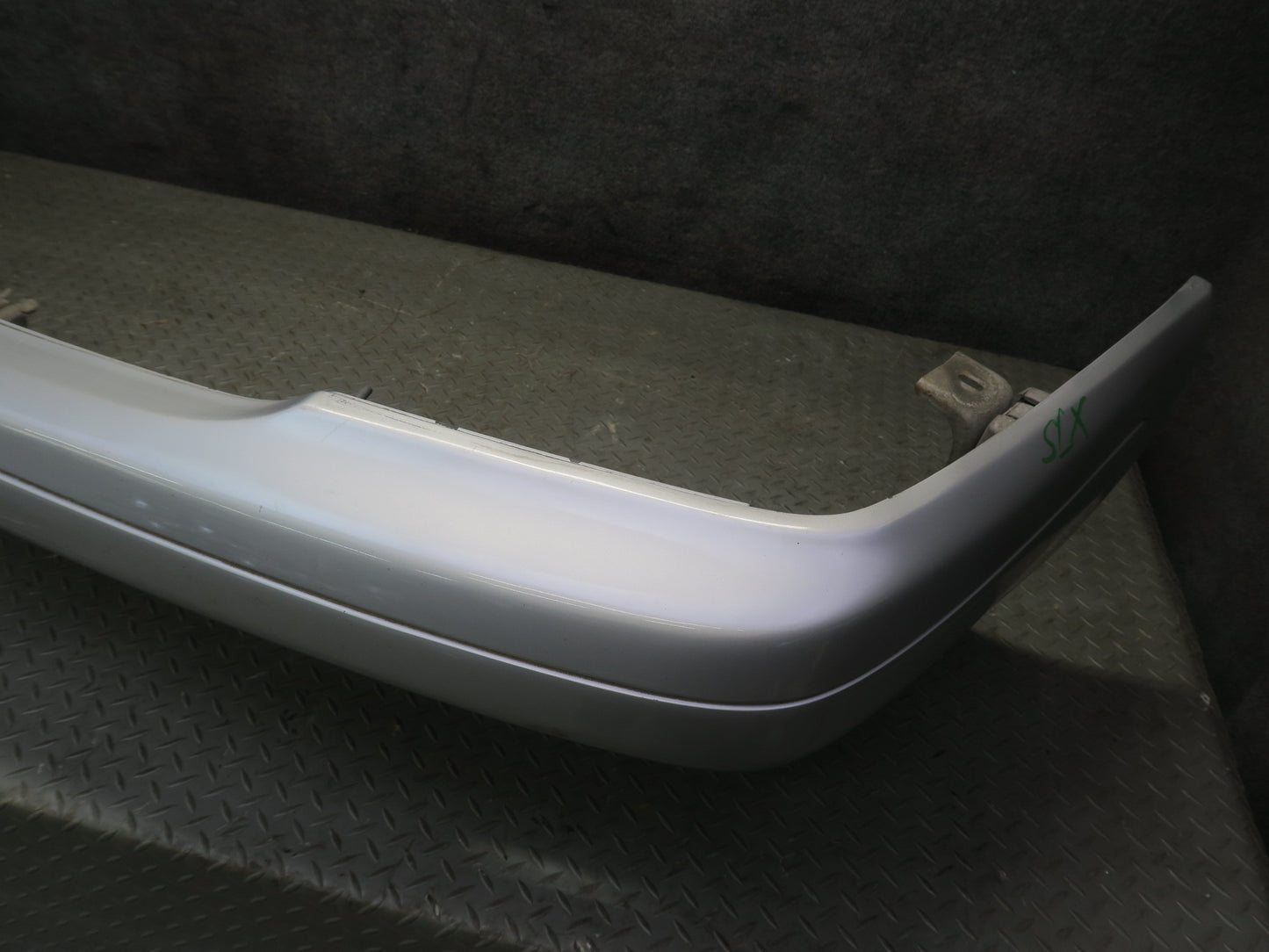 96-02 Mercedes R129 Sl-class Front Bumper Cover Brilliant Silver Defected