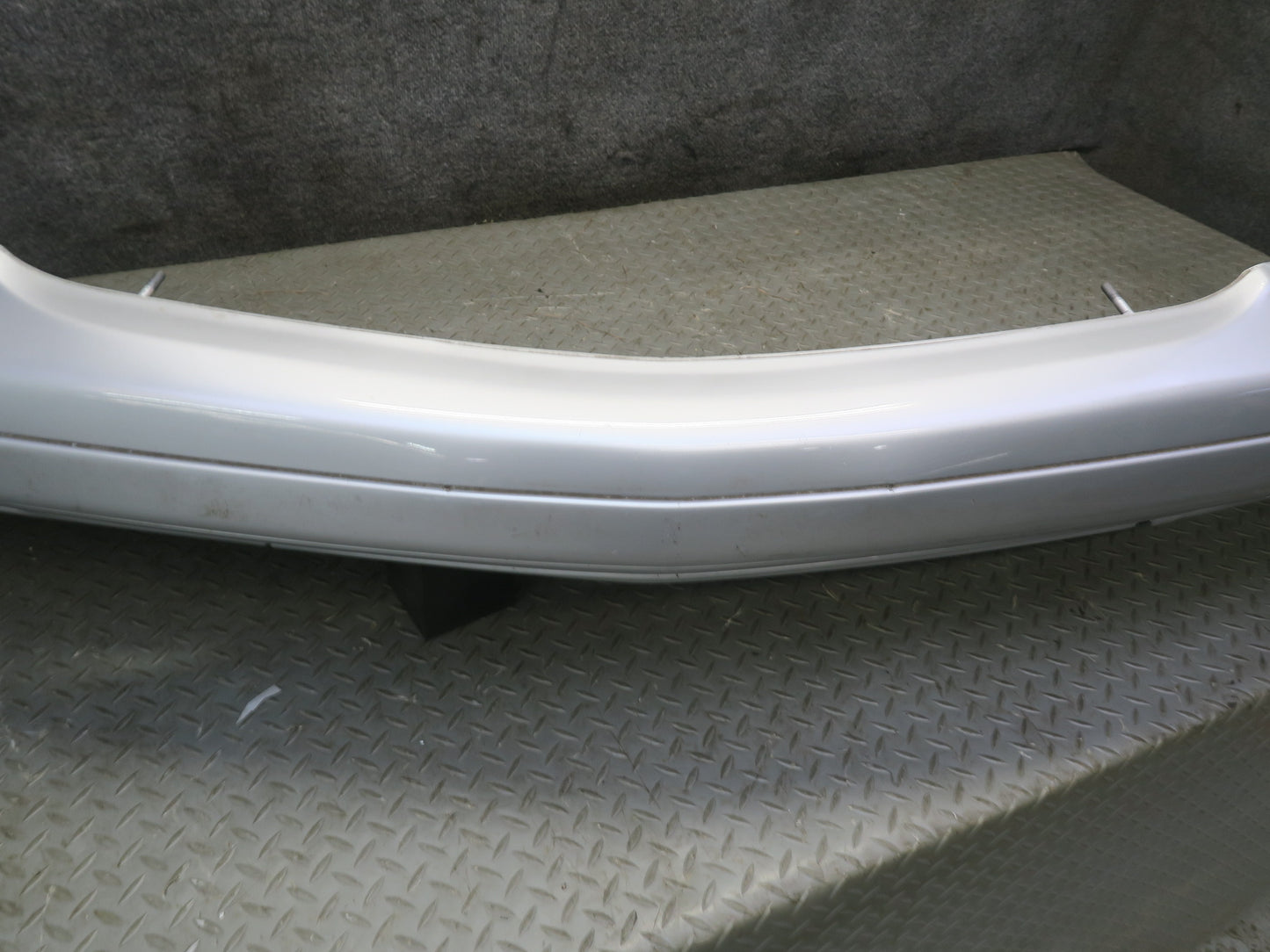 96-02 Mercedes R129 Sl-class Front Bumper Cover Brilliant Silver Defected