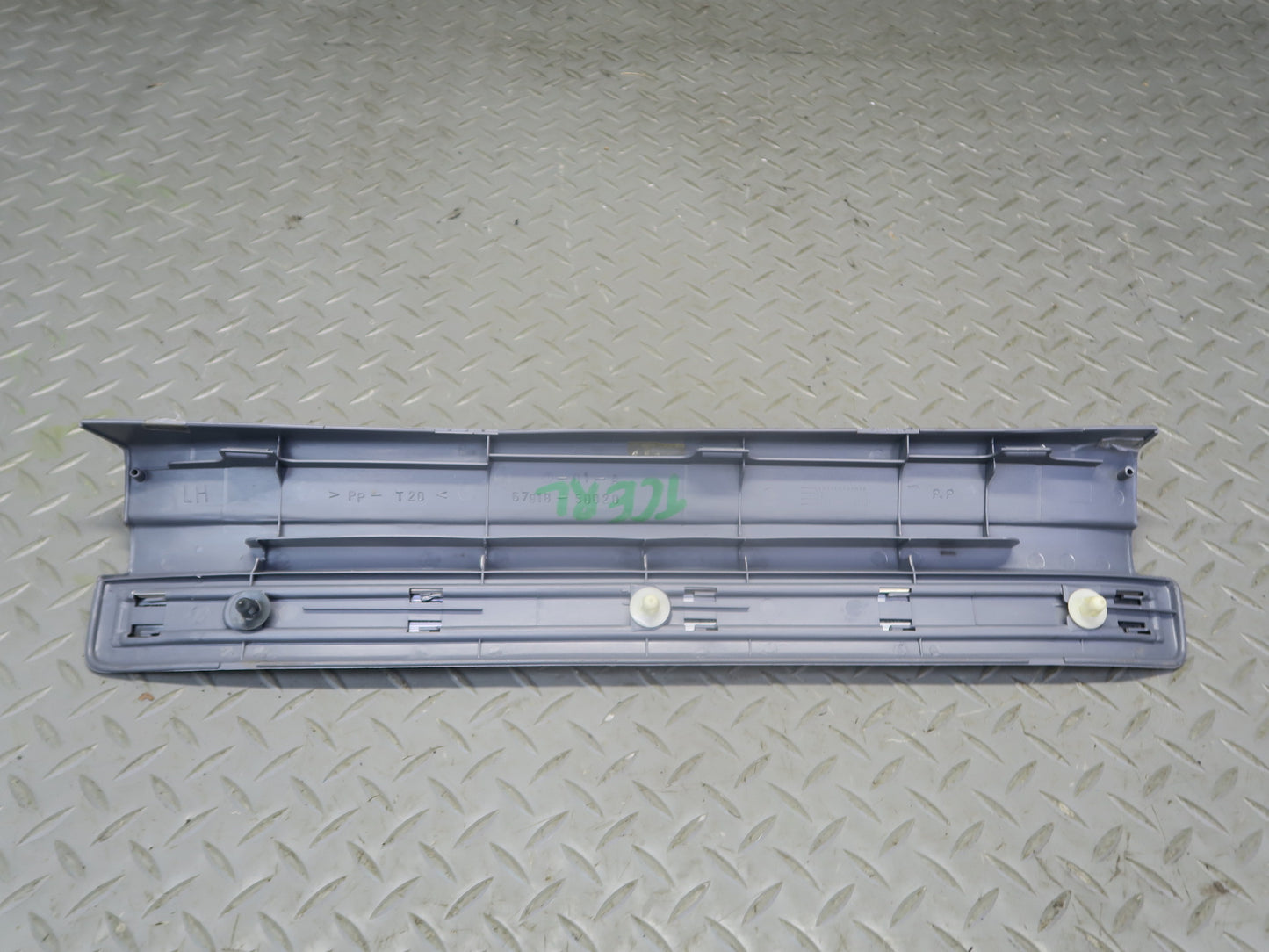 95-00 Toyota Celsior Lexus LS400 Rear Door Scuff Sill Plate Trim Set Black OEM