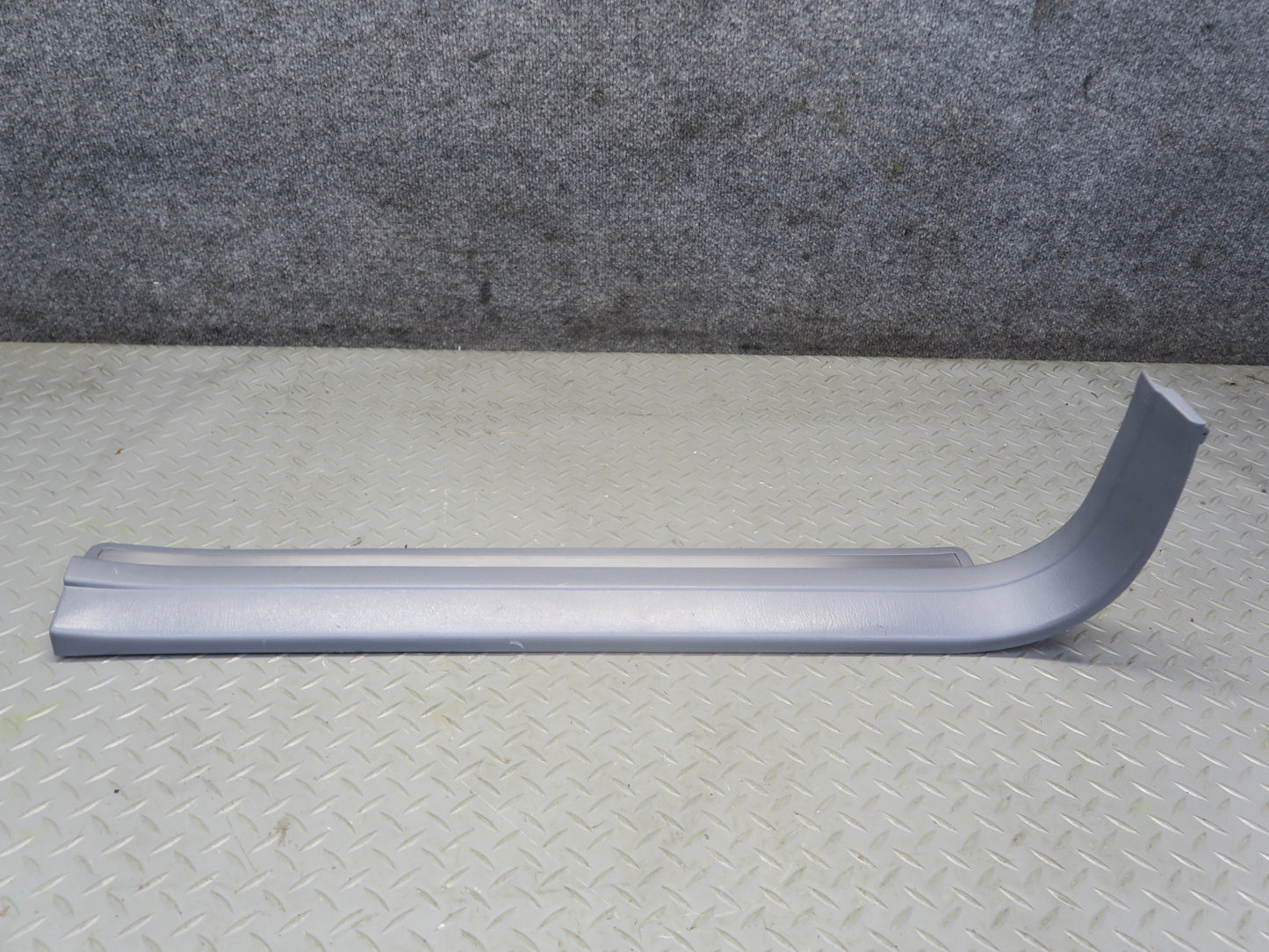95-97 Toyota Celsior LS400 UCF20 Front Door Scuff Sill Plate Trim Panel Set OEM