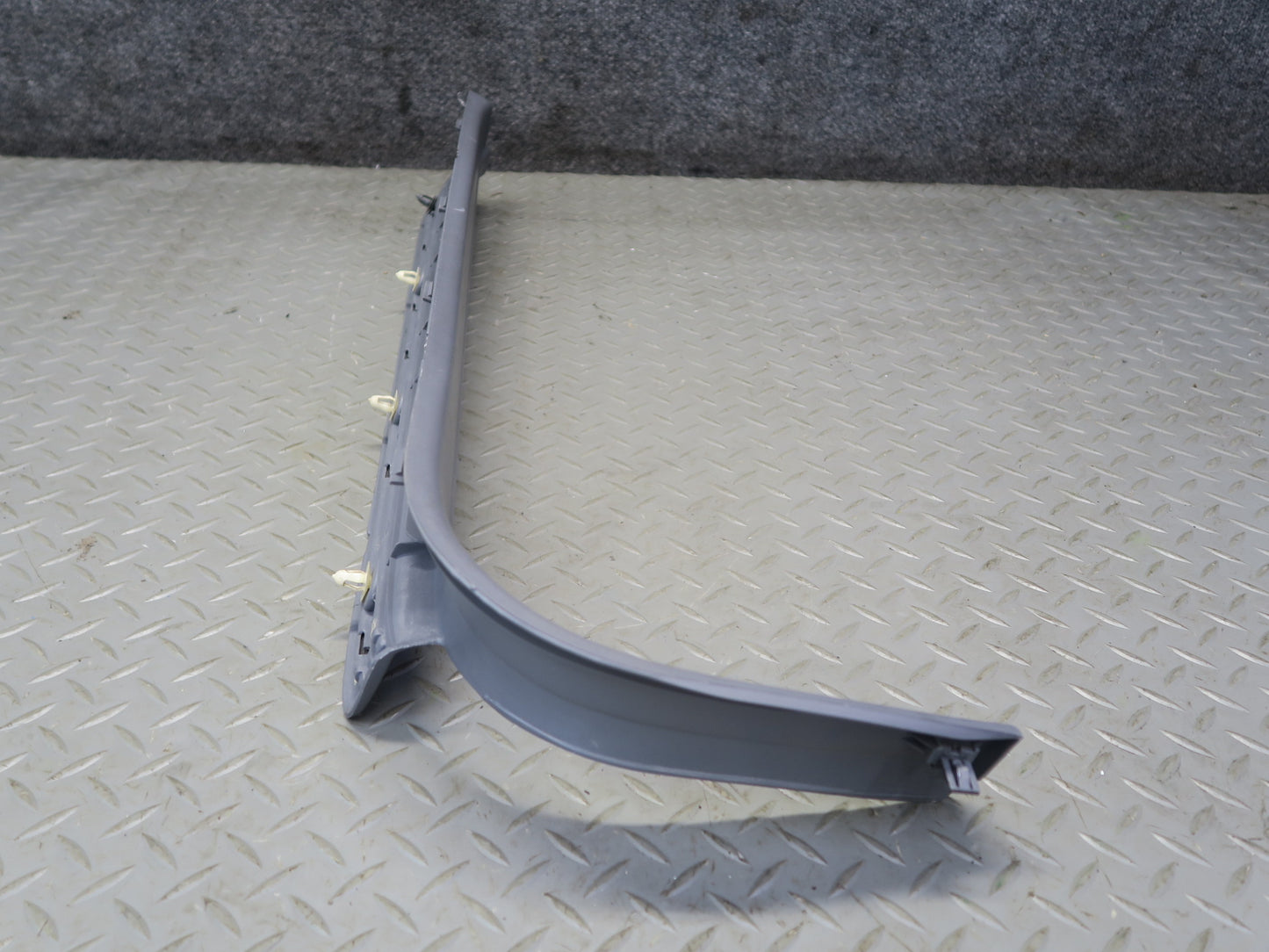 95-97 Toyota Celsior LS400 UCF20 Front Door Scuff Sill Plate Trim Panel Set OEM
