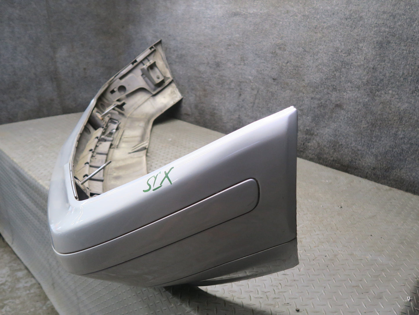 96-02 Mercedes R129 Sl-class Front Bumper Cover Brilliant Silver Defected