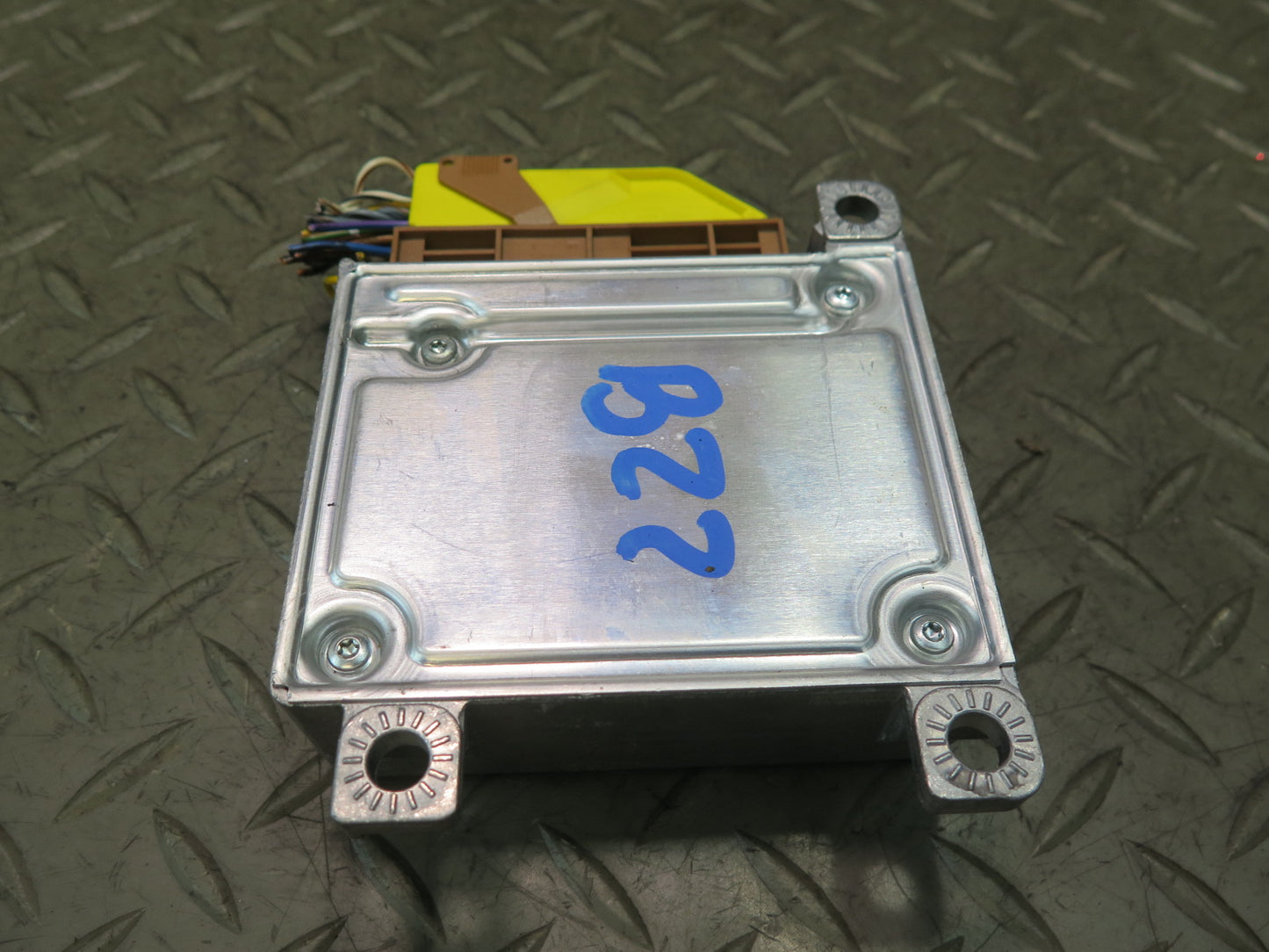 2002 BMW E36 Z3 SRS AIRBAG CONTROL MODULE UNIT 65776910677 OEM