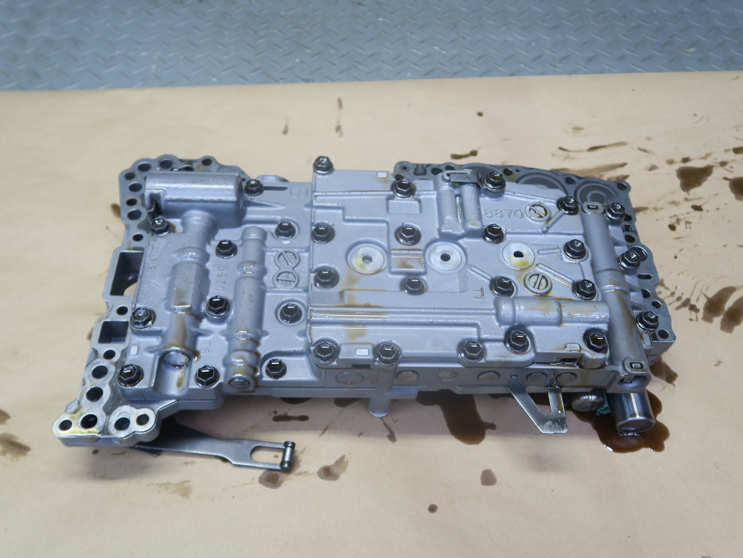 2008-2011 Lexus URJ201L LX570 A860F A/T Automatic Transmission Valve Body