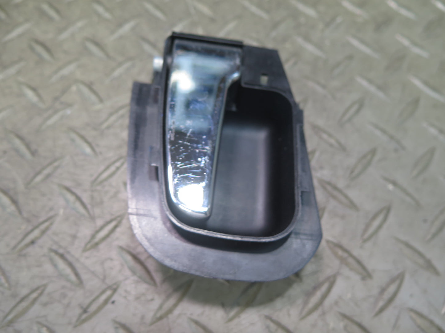 96-02 BMW E36/7 Z3 Set of 2 Left & Right Door Interior Handle Chrome OEM