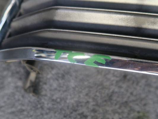 95-97 Toyota Celsior UCF20 RHD Front Upper Hood Chrome Grille w Emblem OEM