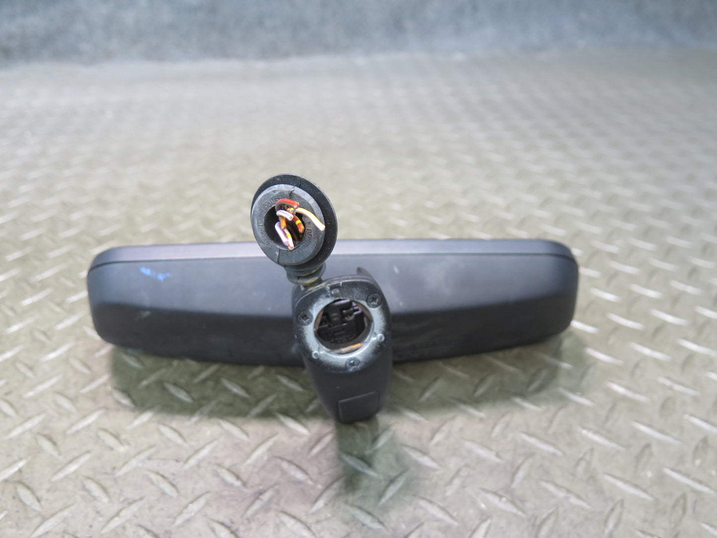 01-02 BMW E36/7 Z3 Manual Dimming Interior Rear View Mirror 8213057 OEM