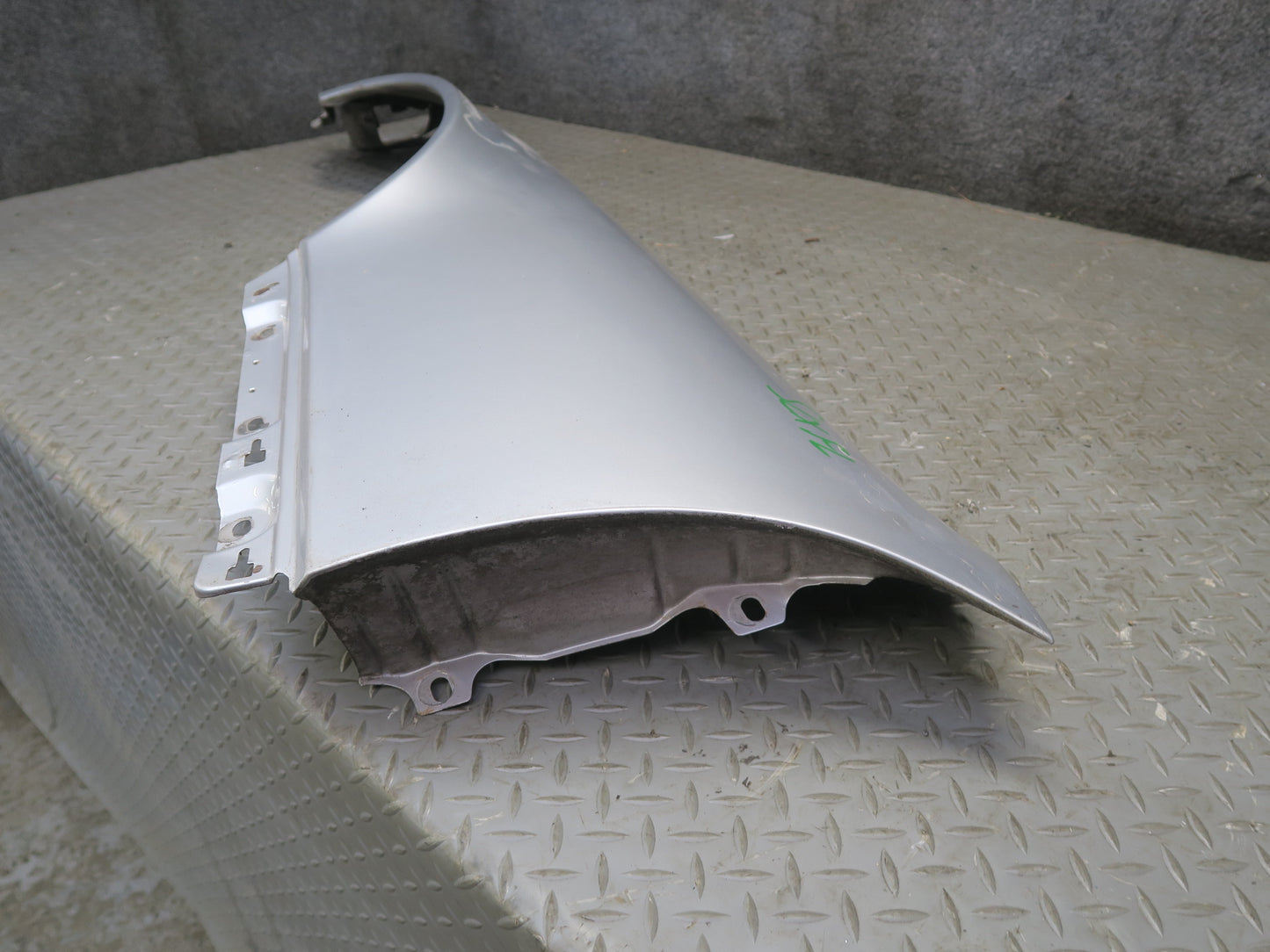 94-02 Mercedes R129 Sl-class Front Left Fender Shell Panel Cover Silver OEM