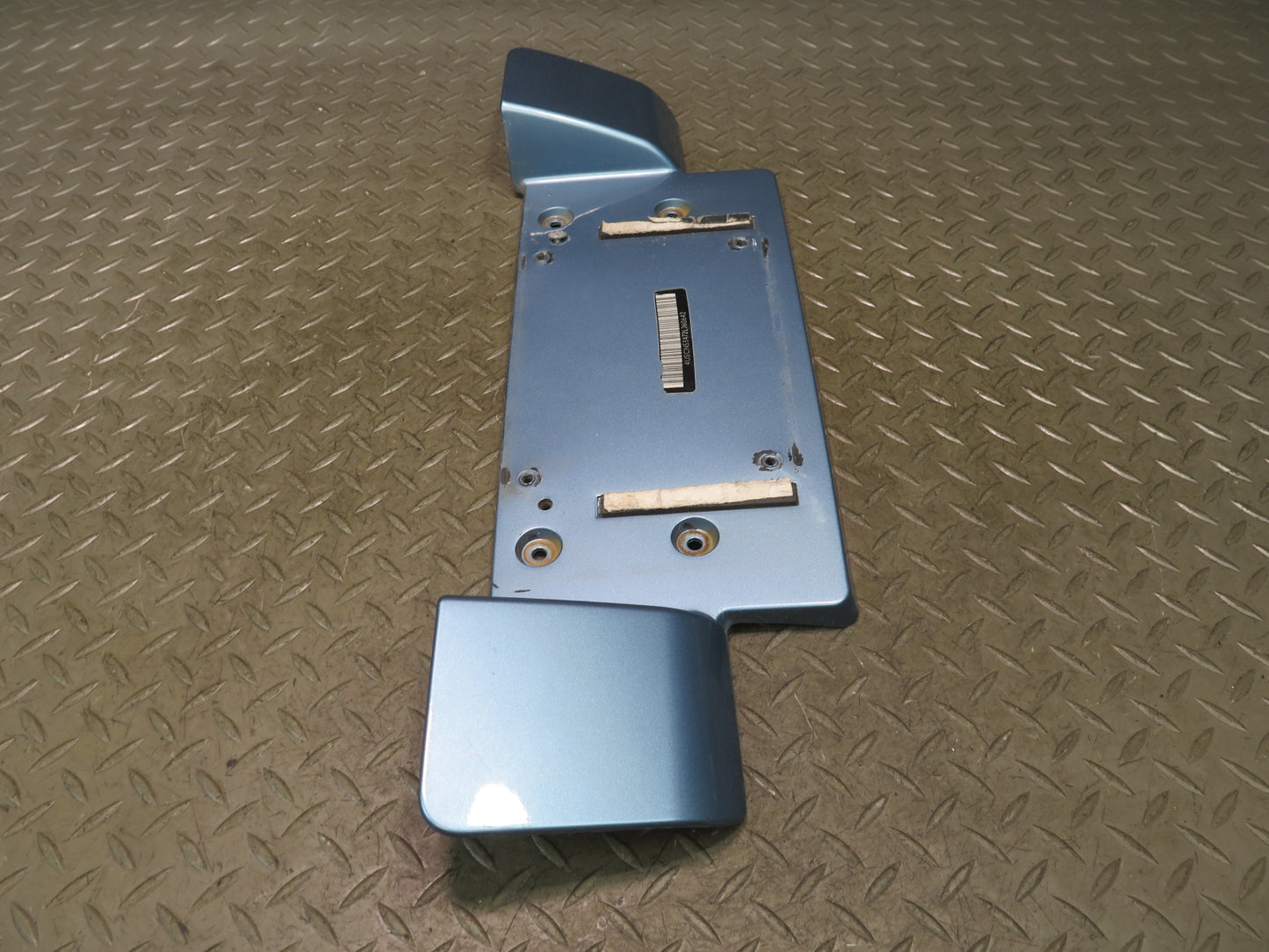 00-02 BMW E36/7 Z3 Roadster Rear License Plate Panel Mount Bracket 8410753 OEM
