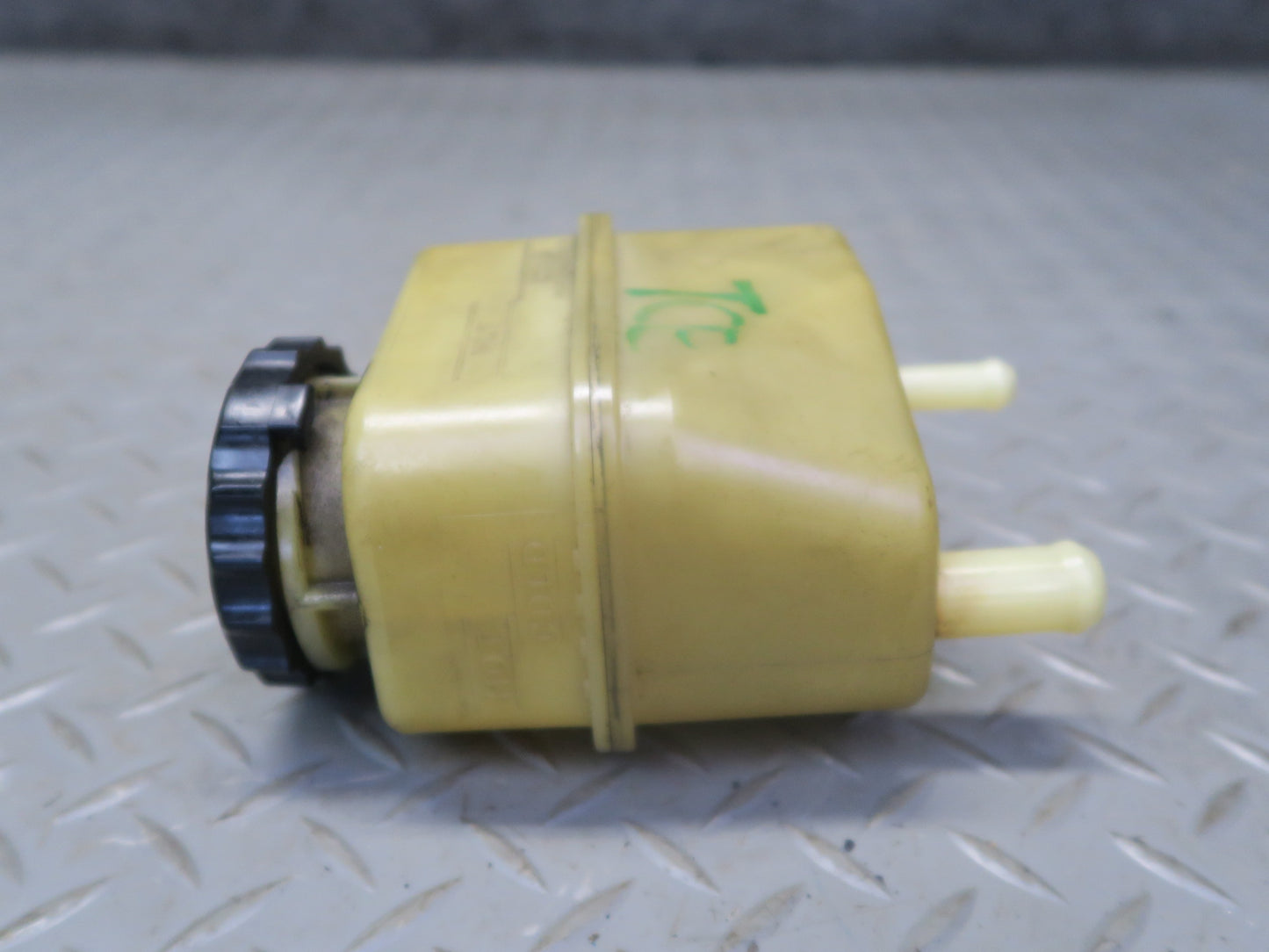 92-00 Lexus LS400 Toyota Celsior UCF20 Engine Cooling Fan Fluid Reservoir OEM