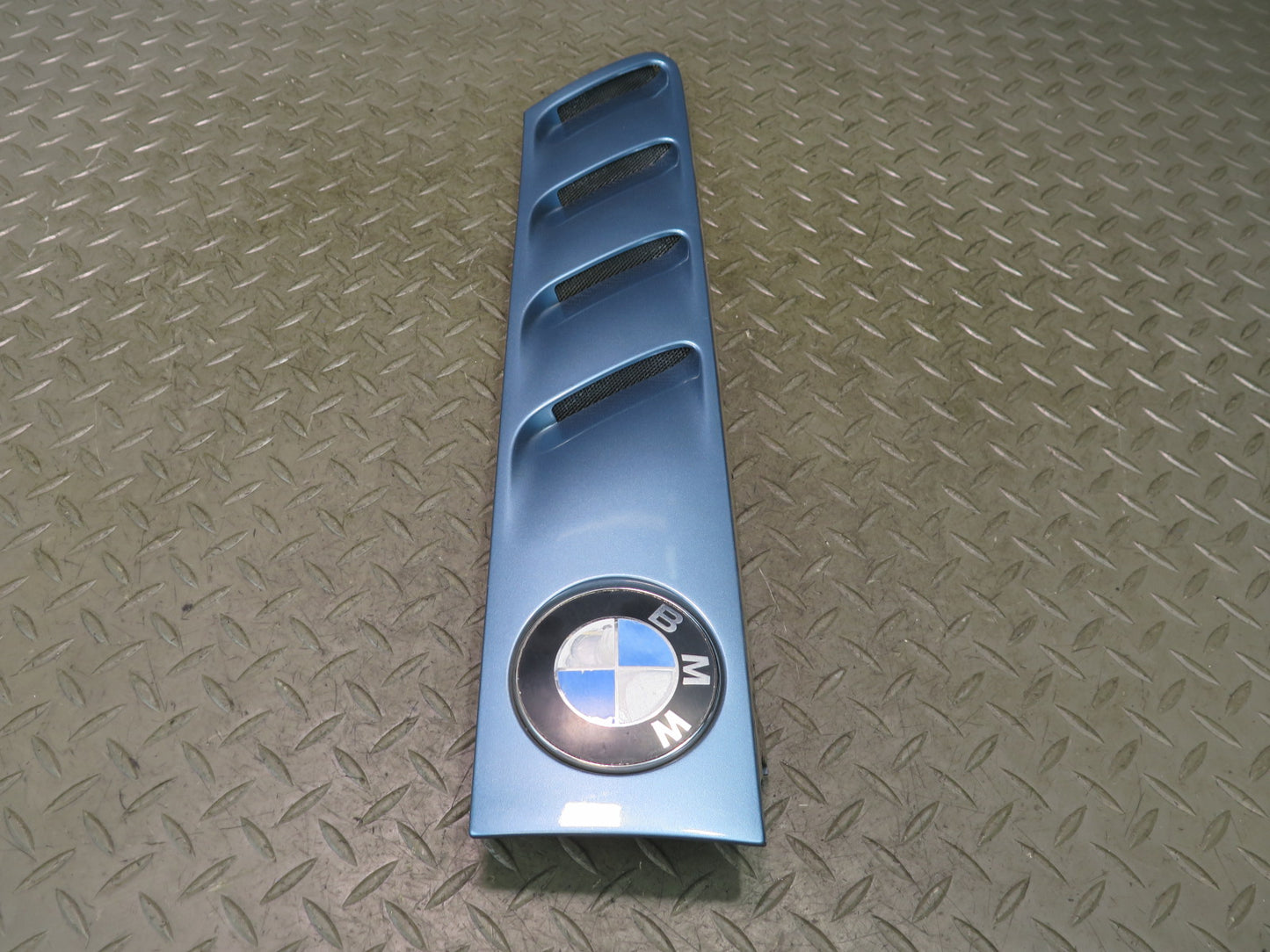96-02 BMW E36/7 Z3 Set of 2 Front Right & Left Fender Vent Trim Cover Blue OEM