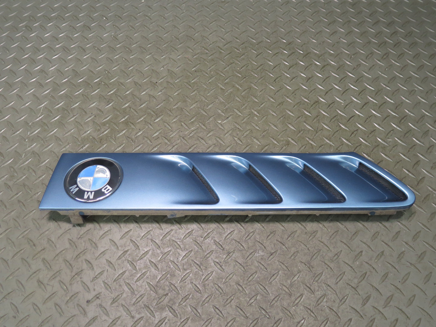 96-02 BMW E36/7 Z3 Set of 2 Front Right & Left Fender Vent Trim Cover Blue OEM