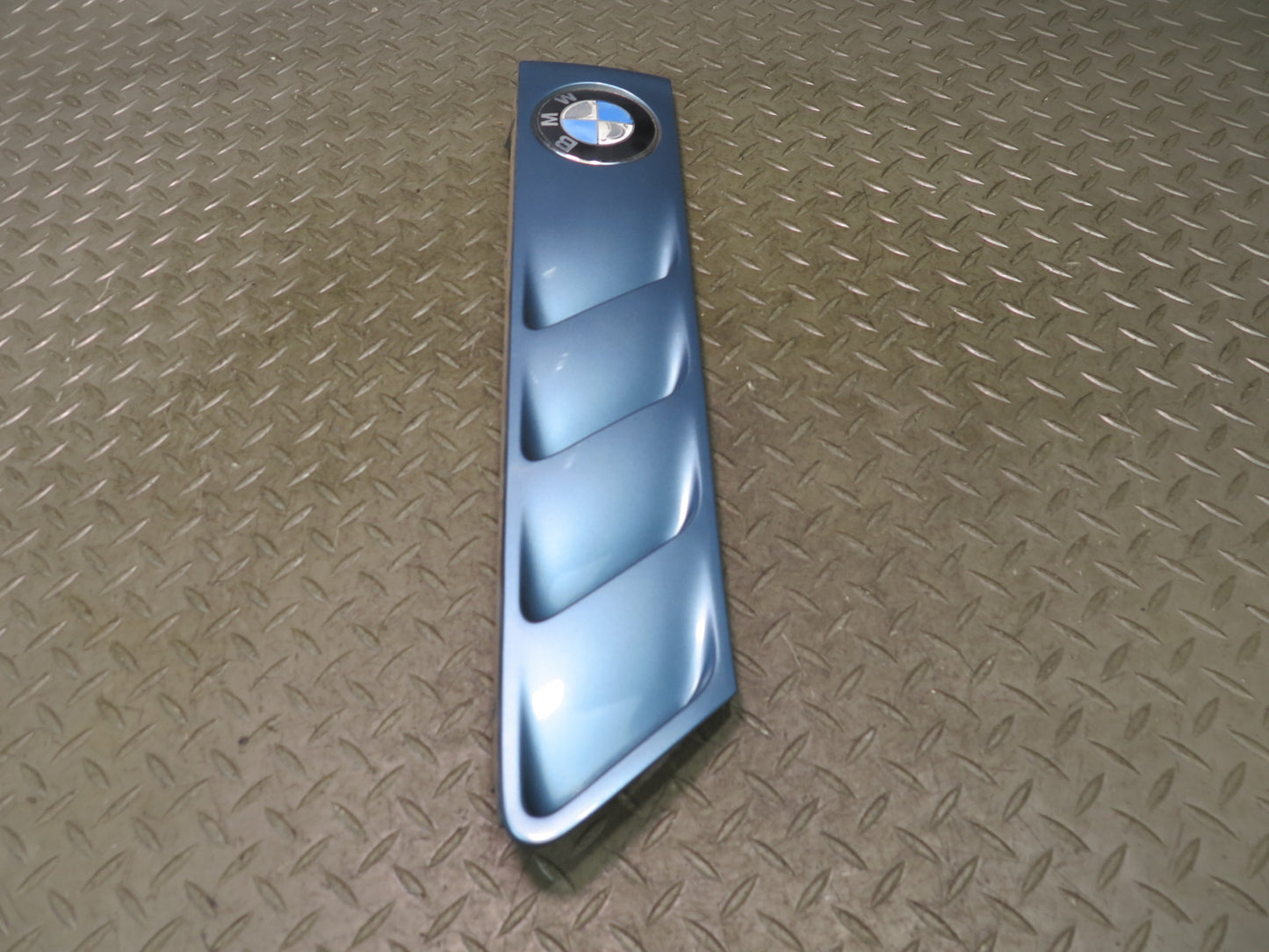 96-02 BMW E36/7 Z3 Set of 2 Front Right & Left Fender Vent Trim Cover Blue OEM