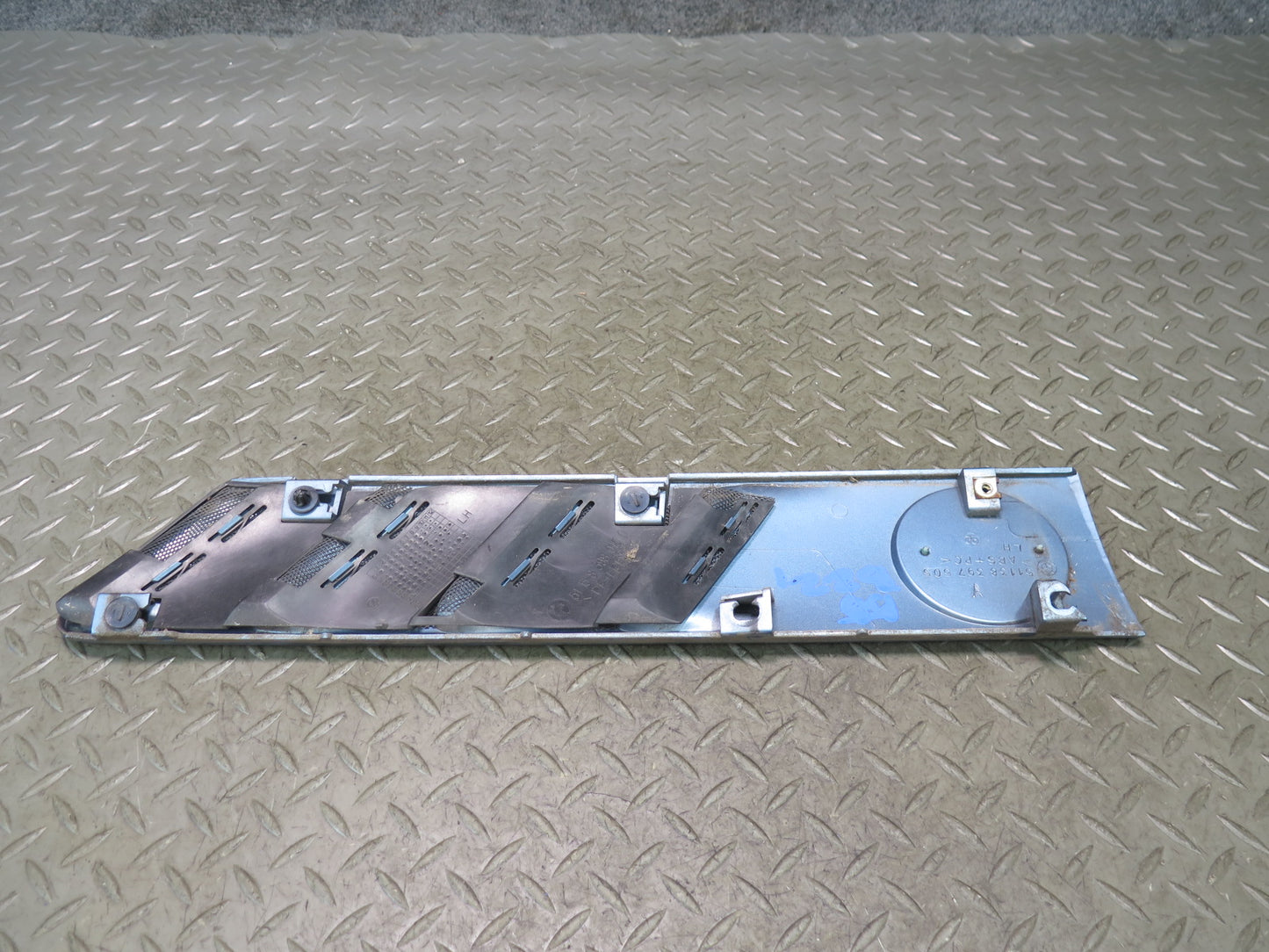 96-02 BMW E36/7 Z3 Set of 2 Front Right & Left Fender Vent Trim Cover Blue OEM