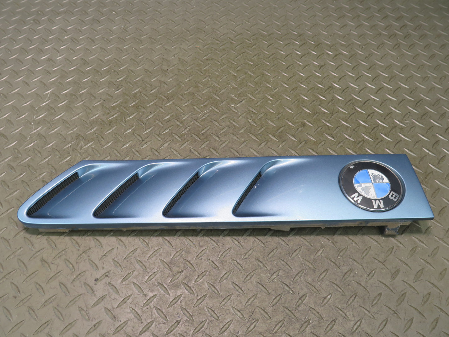 96-02 BMW E36/7 Z3 Set of 2 Front Right & Left Fender Vent Trim Cover Blue OEM