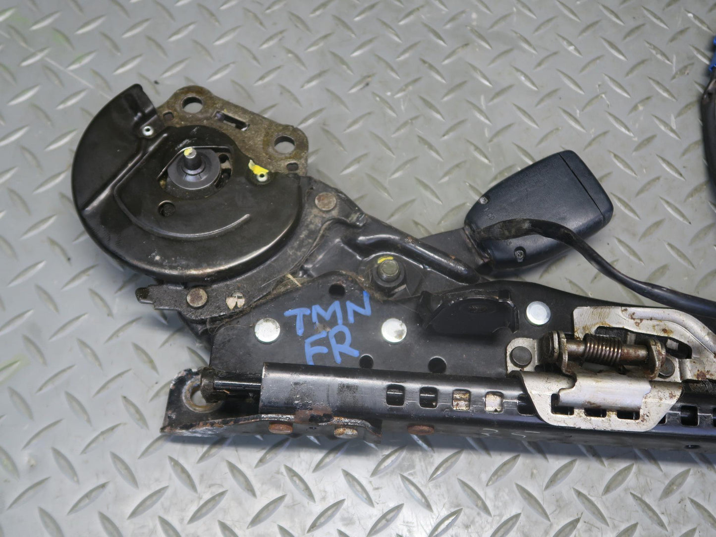 00-02 Toyota MR2 Spyder ZZW30L Front Right Seat Lower Track Rails OEM