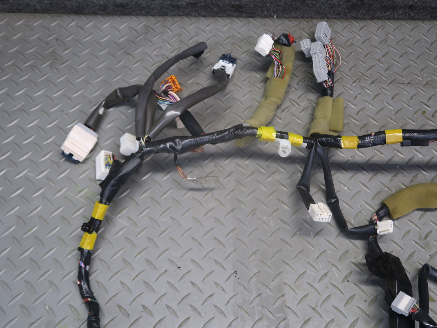 1995 Toyota Celsior UCF20 RHD Dash Dashboard Instrument Wire Wiring Harness OEM