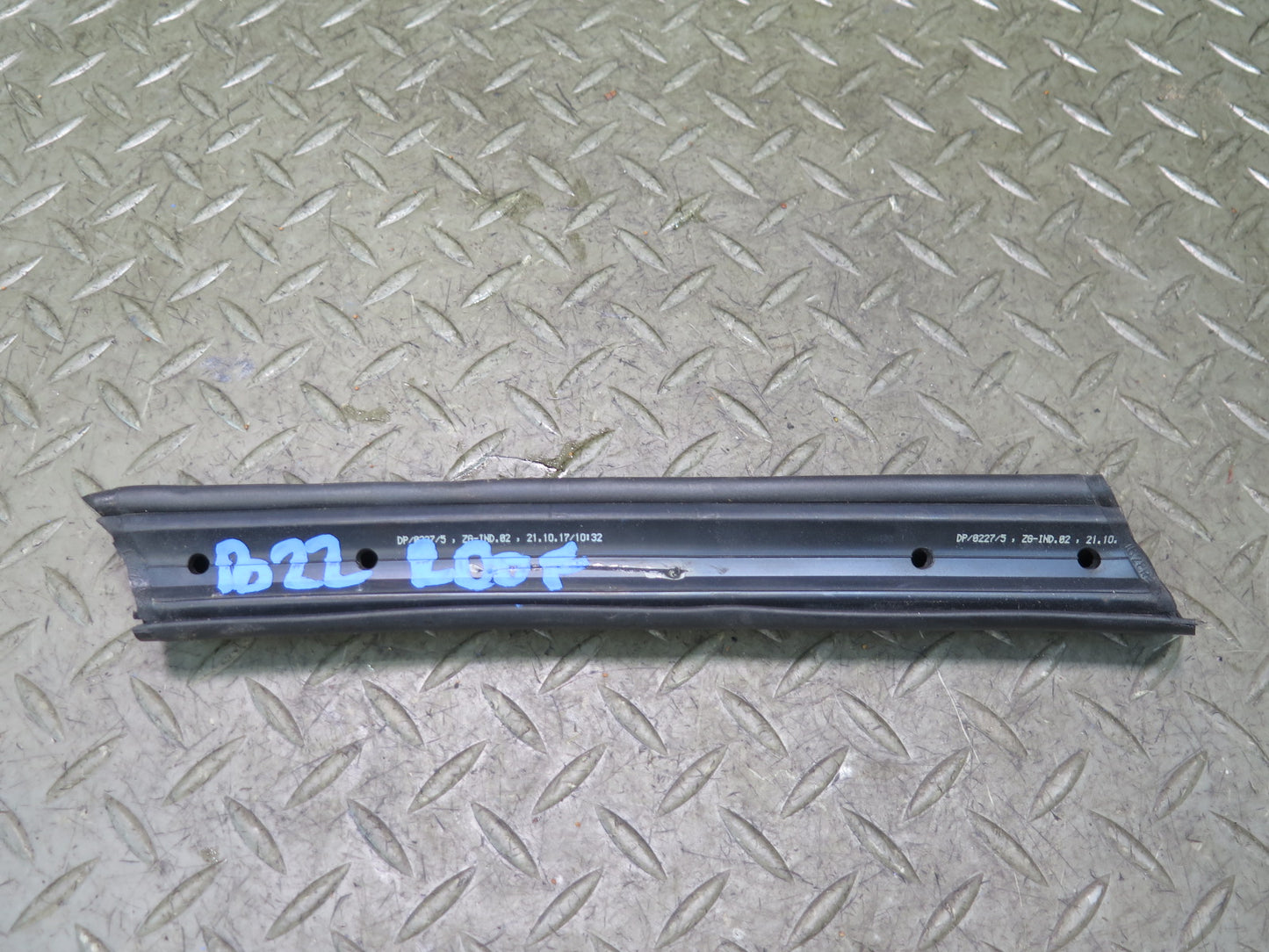 96-02 BMW E36/7 Z3 Roadster Folding TOP Roof Weatherstrip Rubber Seal Set OEM