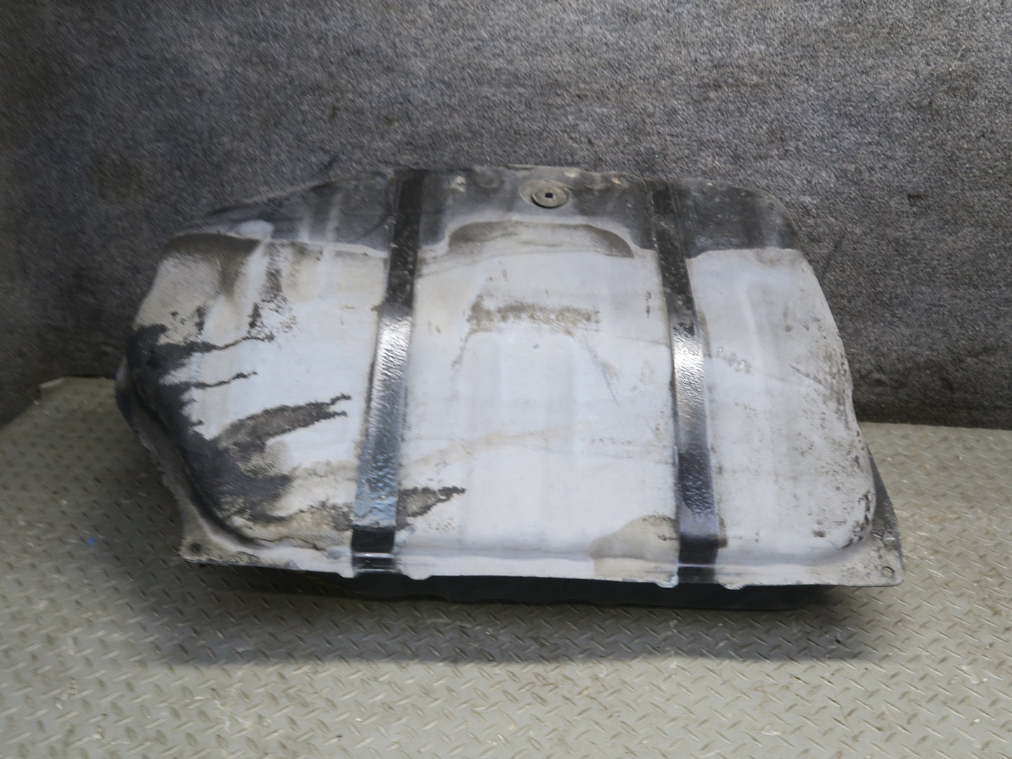 84-88 Toyota Cressida MX73 Sedan Fuel Tank Unit w Filler Neck 45K Miles OEM
