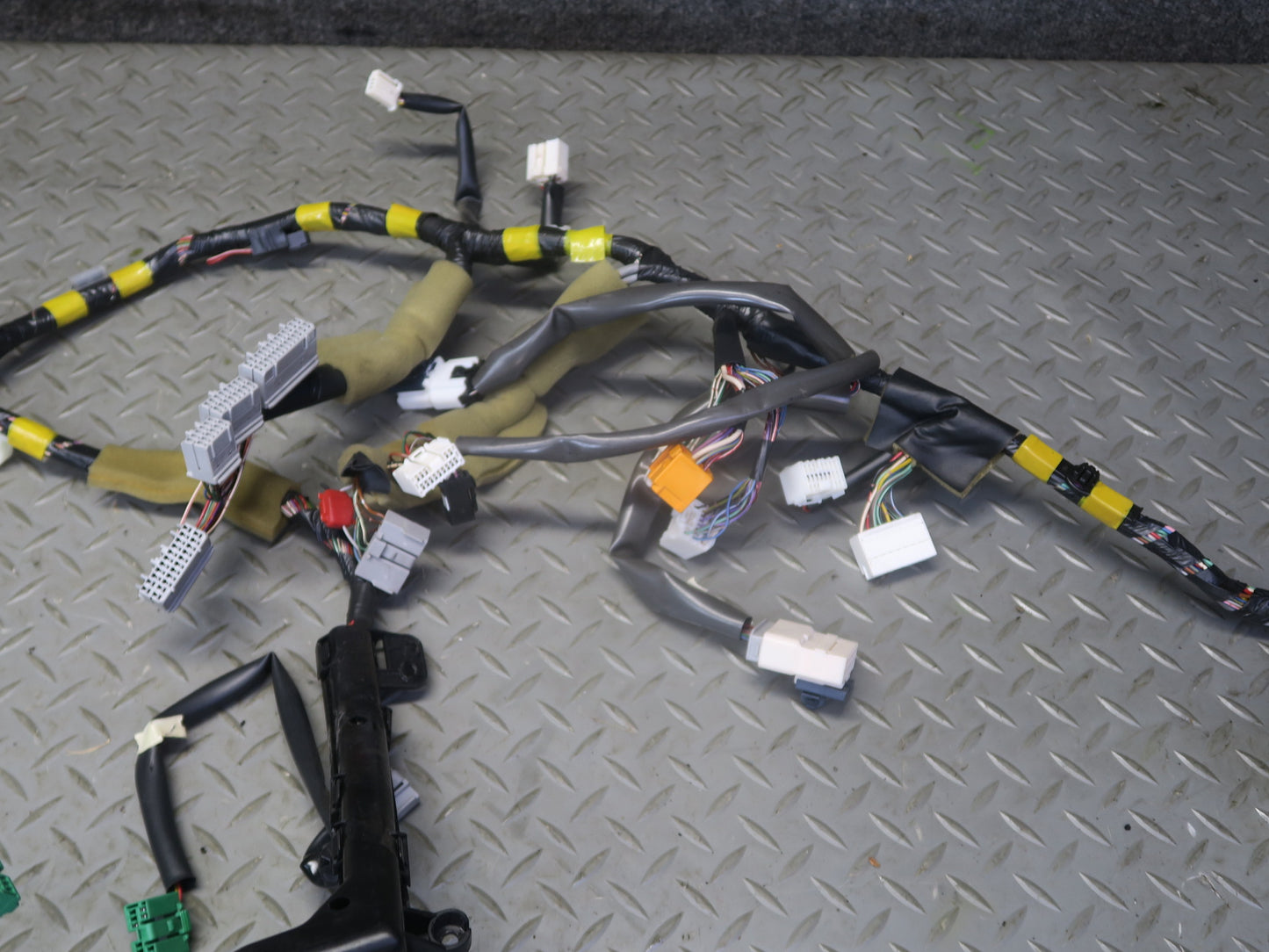 1995 Toyota Celsior UCF20 RHD Dash Dashboard Instrument Wire Wiring Harness OEM