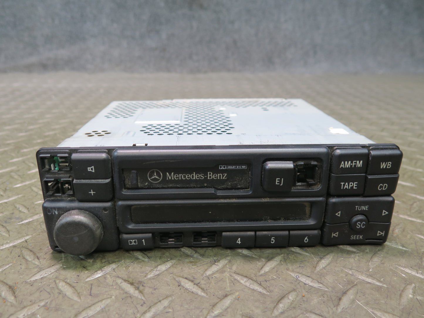 94-98 Mercedes R129 Sl-class Car Stereo Radio Cassette Pllayer 0038206086