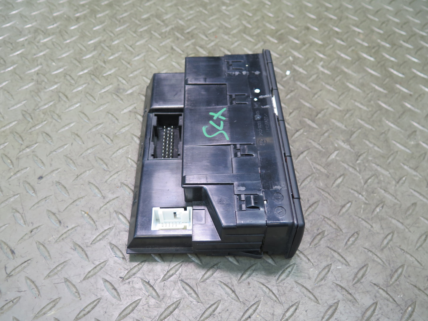 96-02 Mercedes R129 Sl-class A/C Heater Climate Control Switch 2028301385 OEM