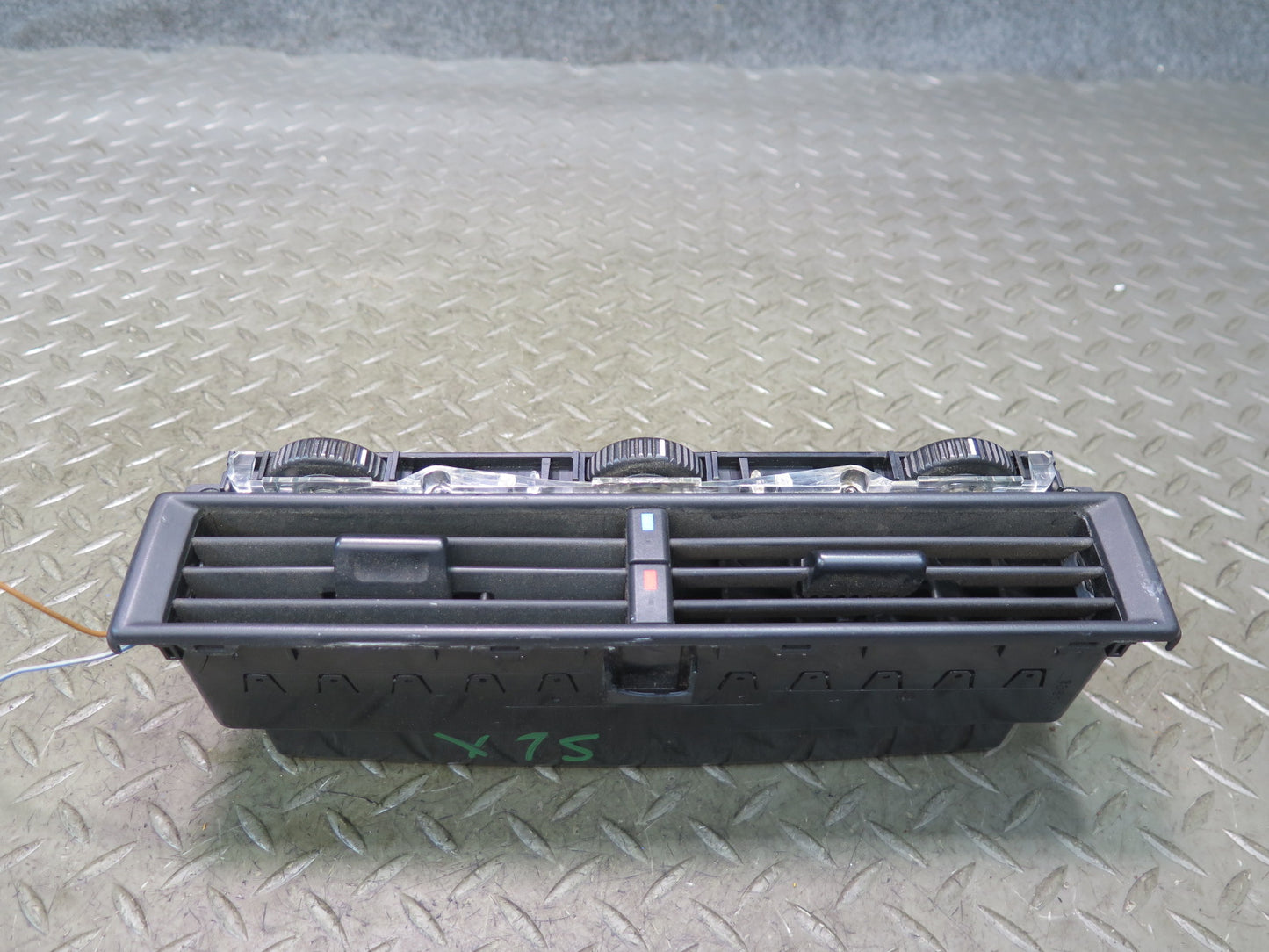 94-02 Mercedes R129 Sl-class Dash Center A/C Air Vent Grille 1298300654 OEM