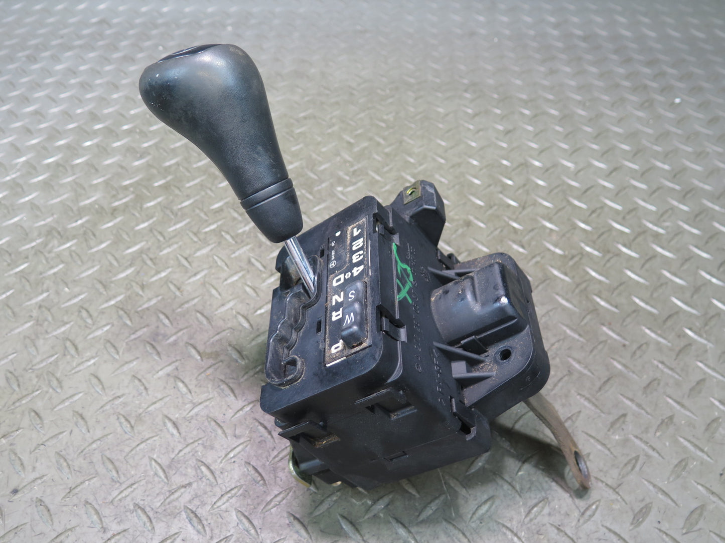 94-98 Mercedes R129 Sl-class A/T Automatic Transmission Shifter 2022670537 OEM