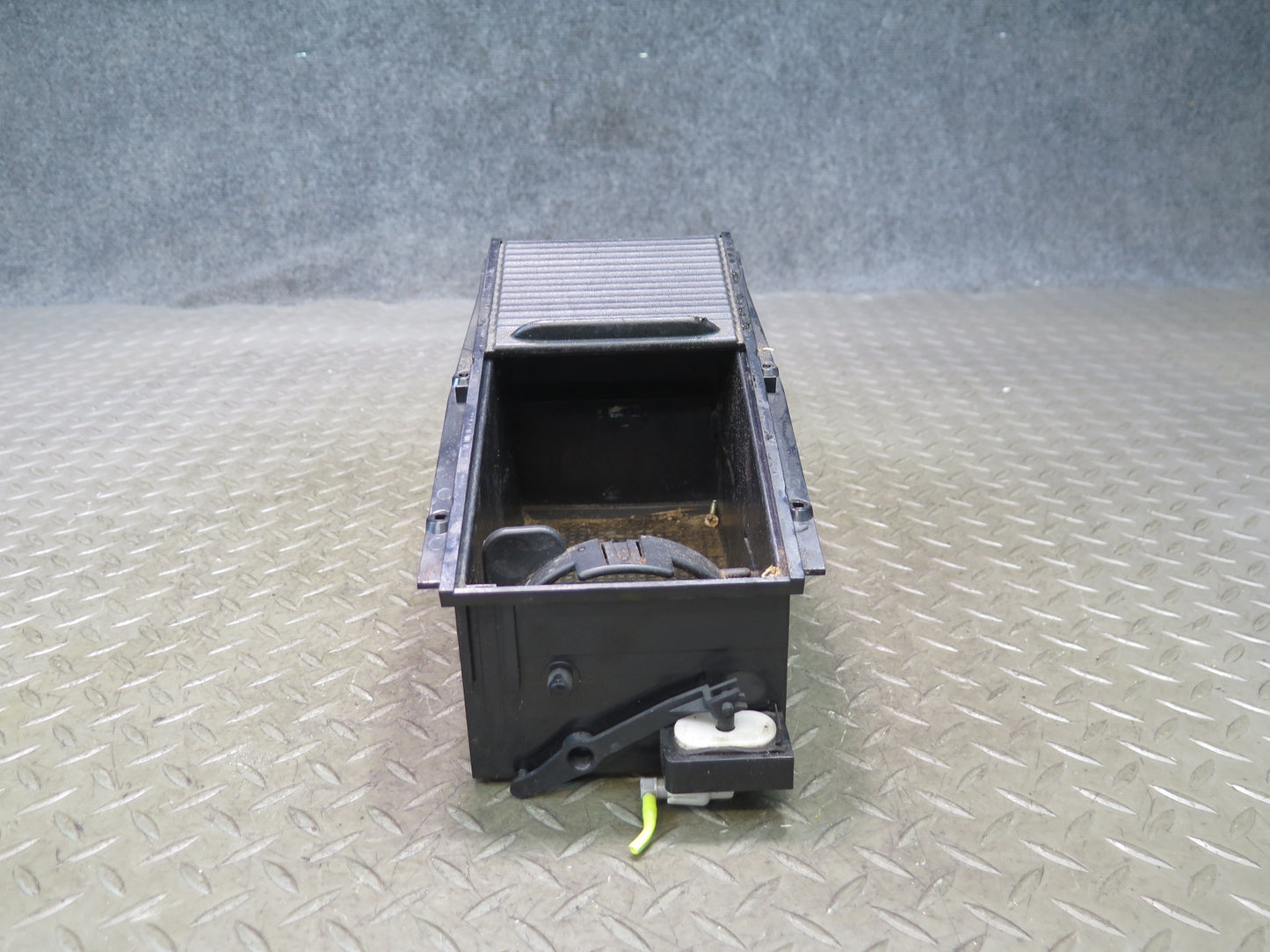 96-02 Mercedes R129 Sl-class Center Console Roller Compartment Storage OEM