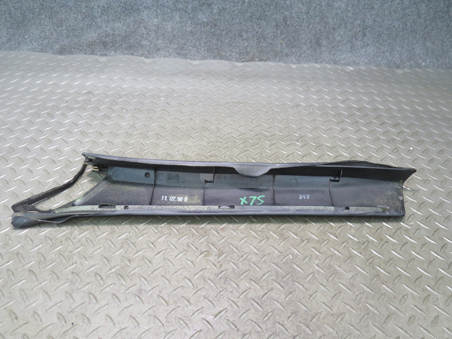96-02 Mercedes R129 Sl-class Set of 2 Front Interior A Pillar Trim Panel OEM